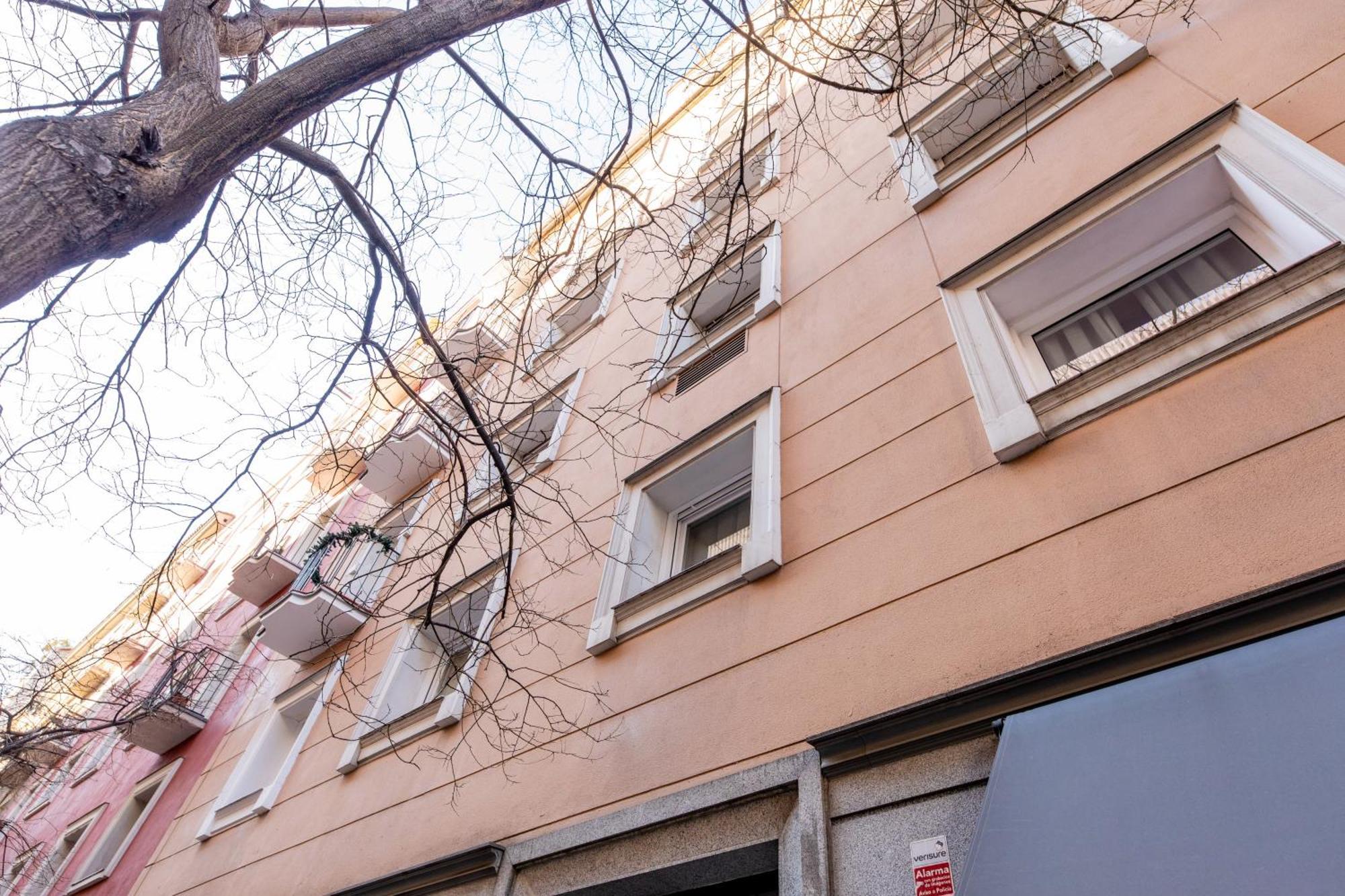 Montaber - La Paz Market Apartamento Madri