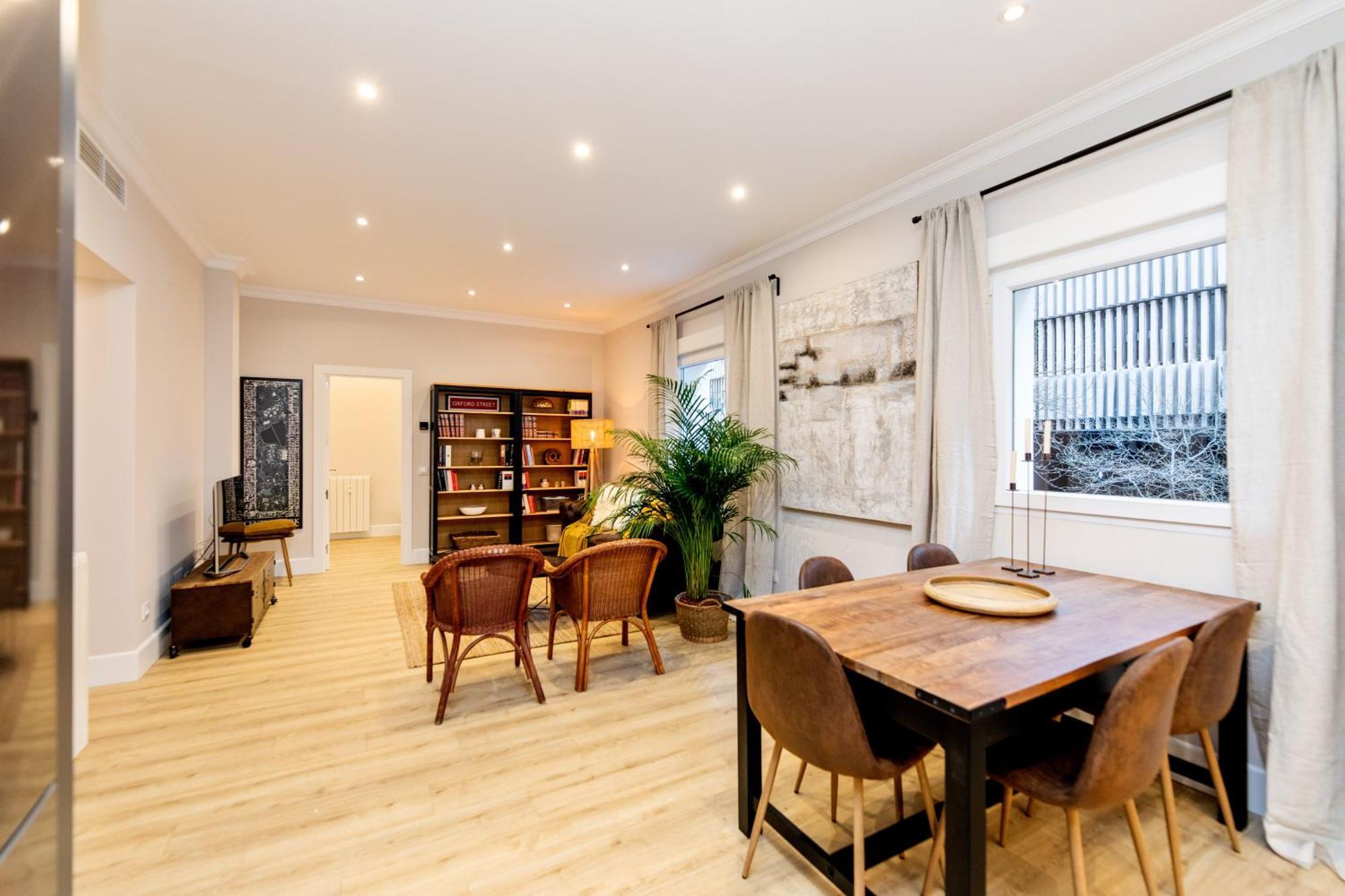 Apartment Montaber - La Paz Market Madrid