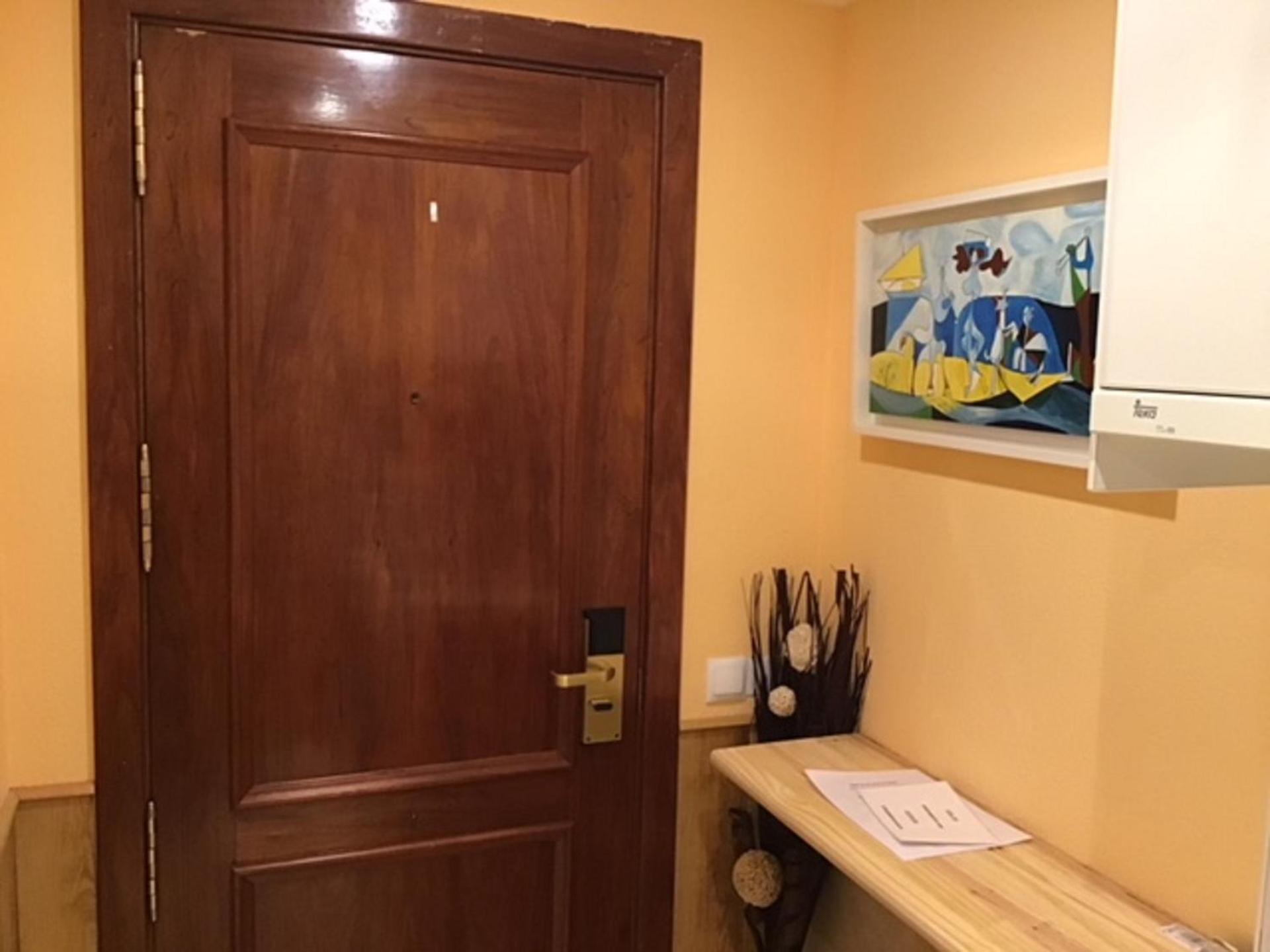 Y Estudios Torr En - Chamartin Con Wifi Gratis Apartamento Madri