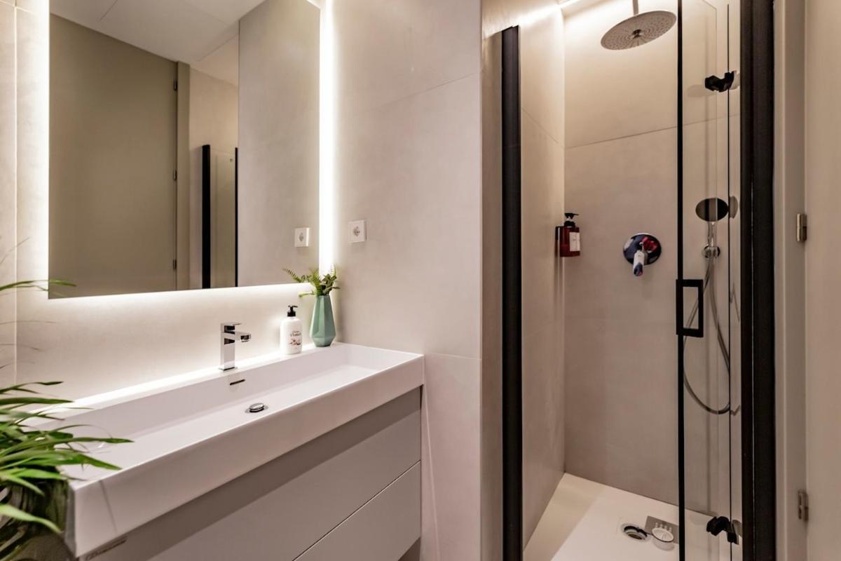 Luxury & Exclusive Salamanca 10 Pax Apartment *