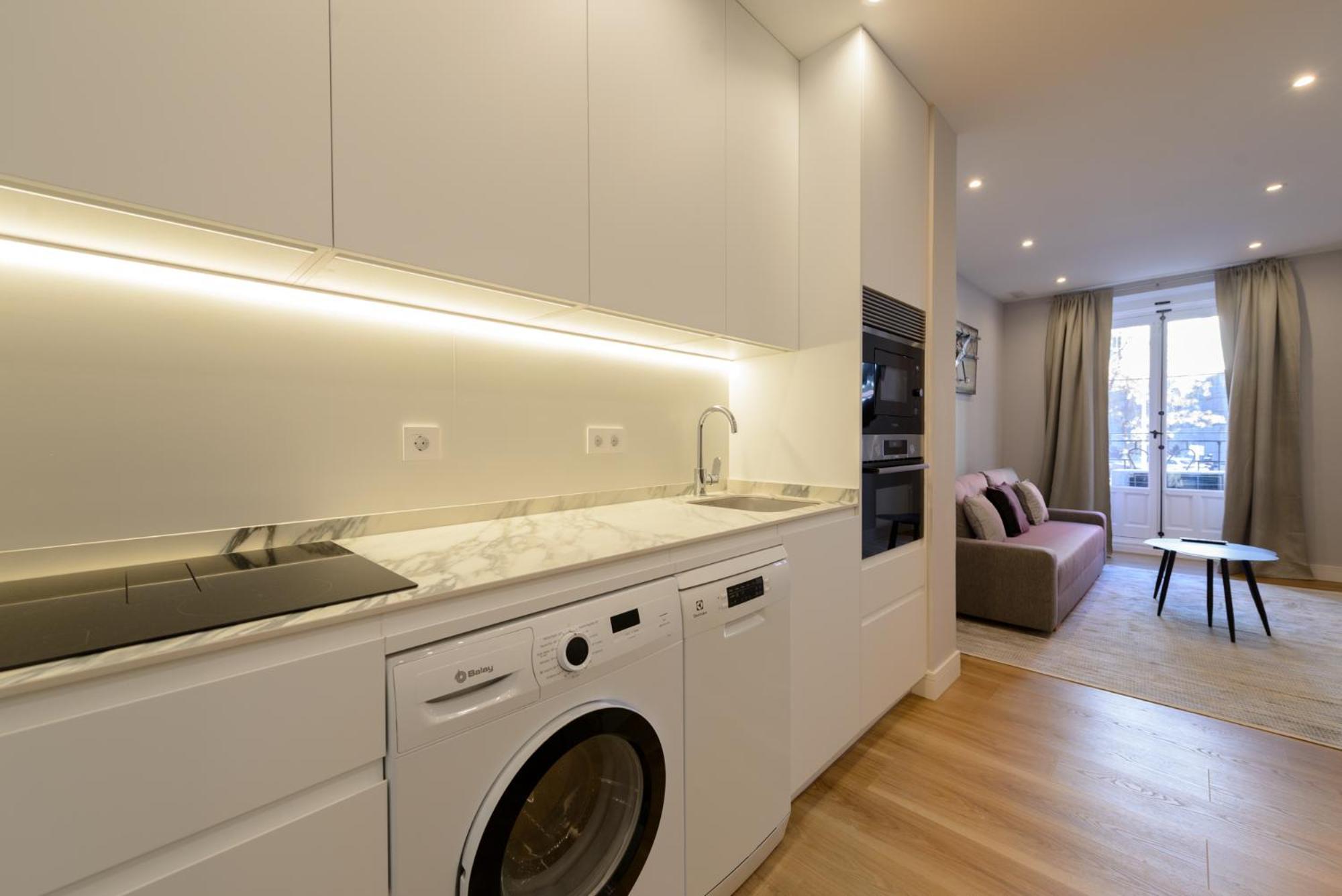Museum Area Atocha 3br 2bth Apartment *