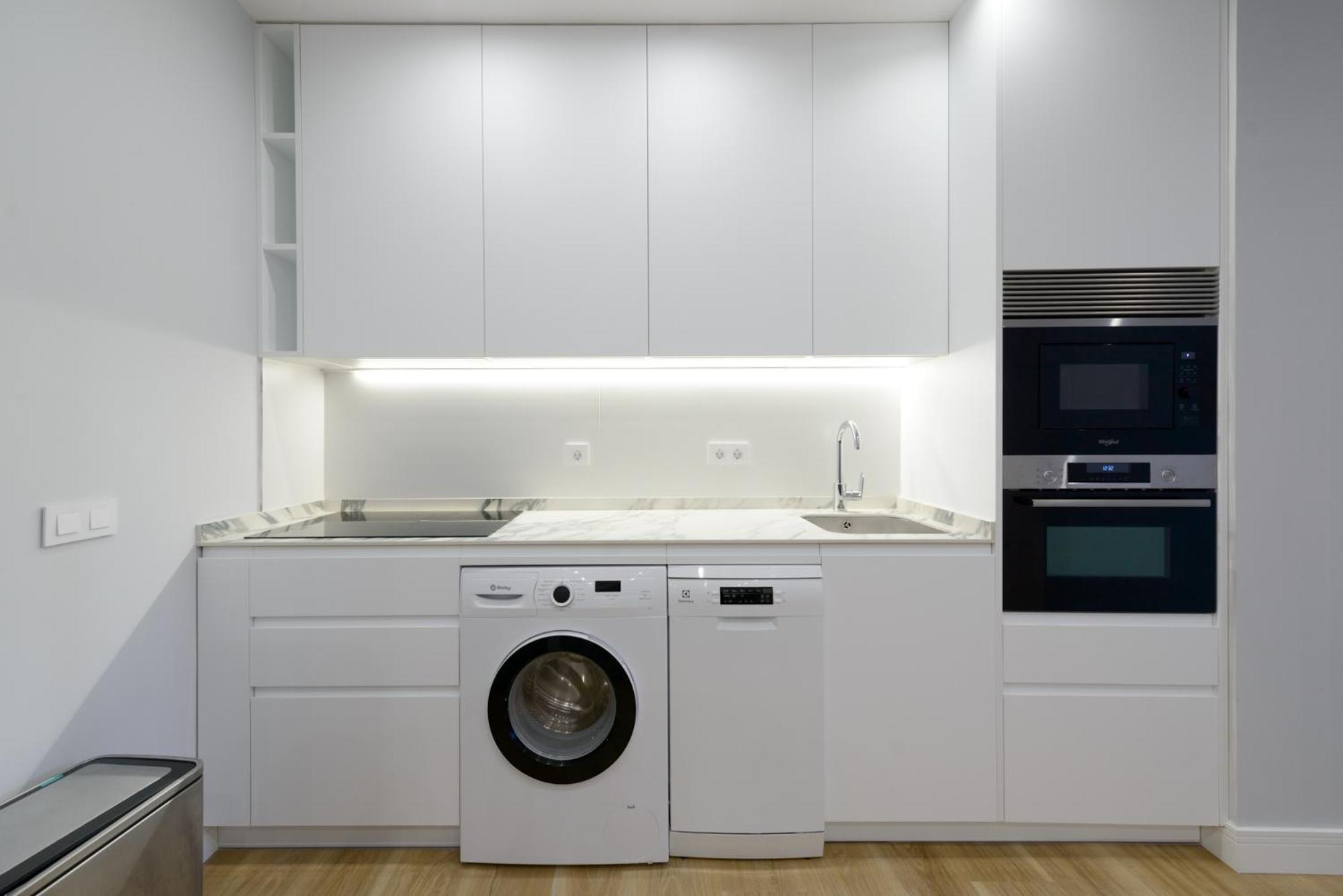 Museum Area Atocha 3br 2bth Apartment Madrid