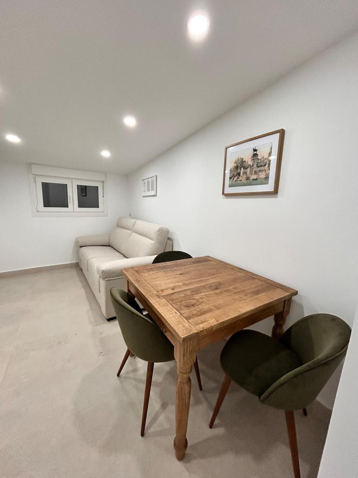 Aerosuites202 Apartment Madrid