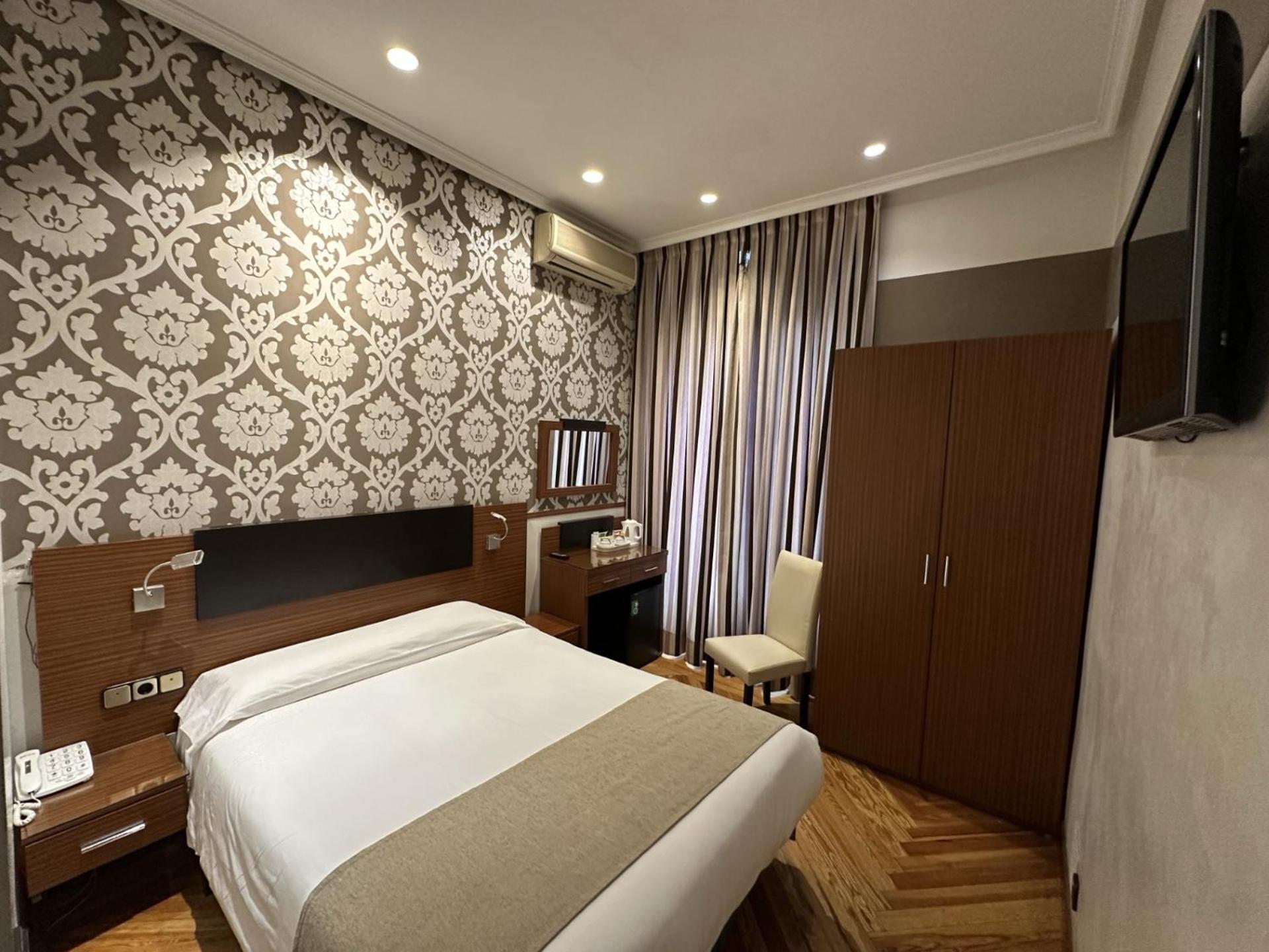Guest house Atocha Almudena Martin Madrid