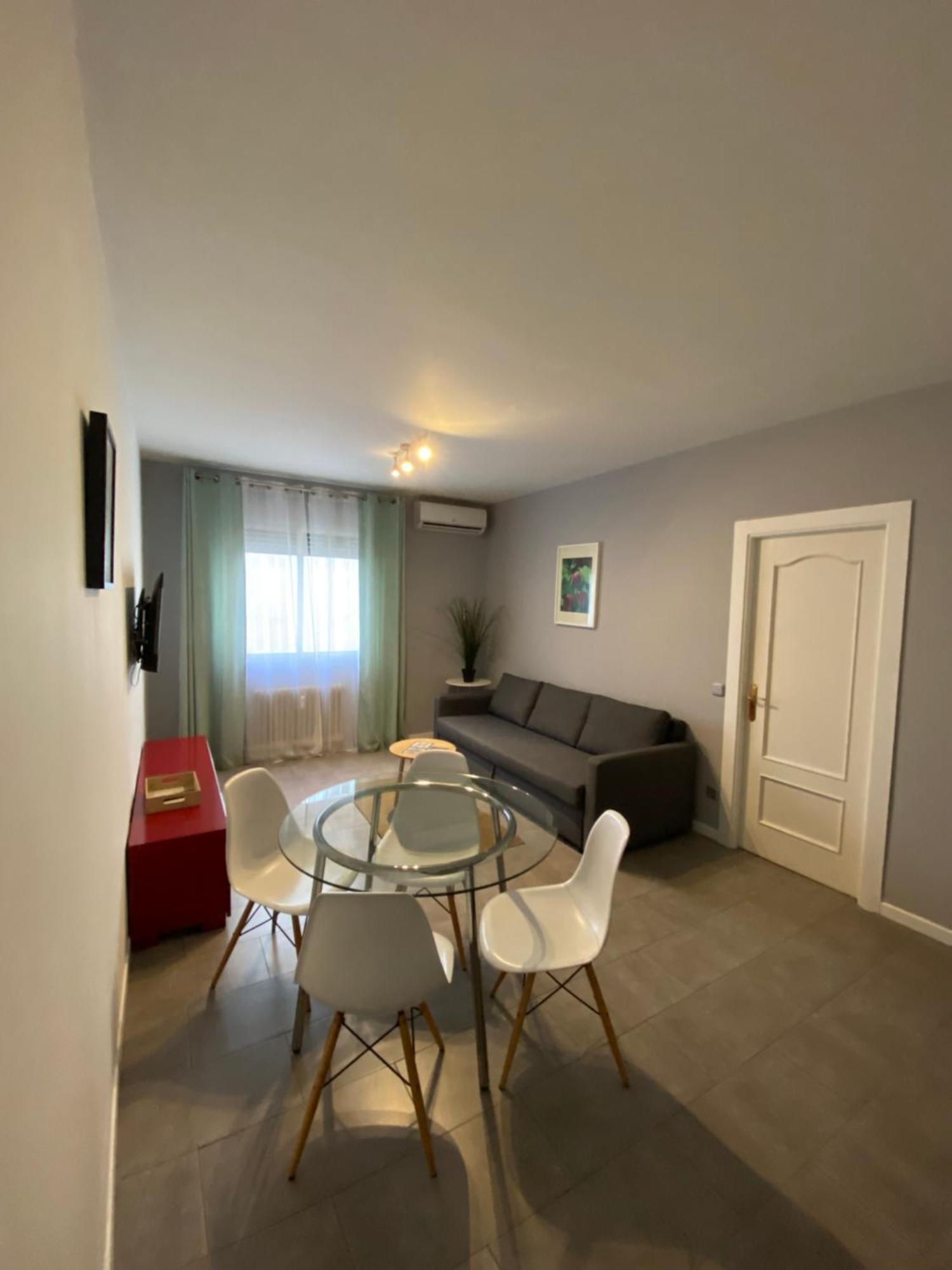 Sixrooms Plaza Mayor Guest house Madrid