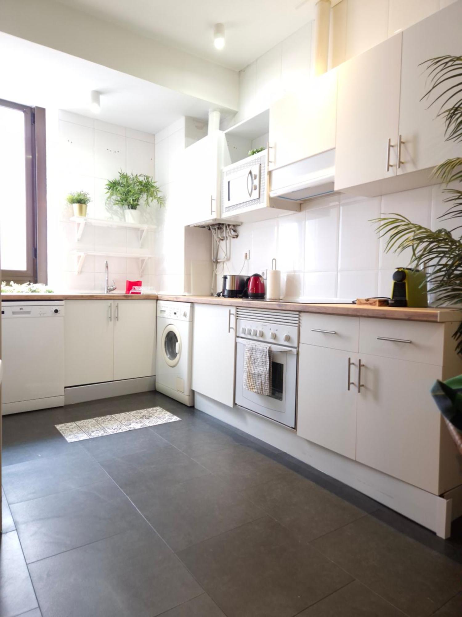 Moderno Junto A La Gran Via Apartamento *