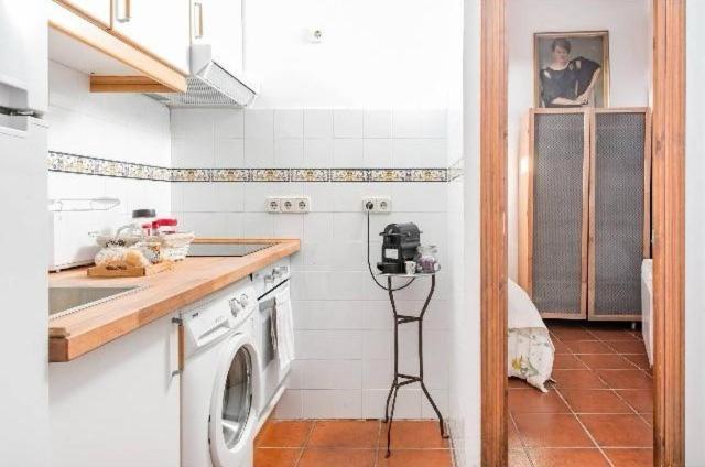 Atico Duplex Con Terraza En Puro Centro, 2 A 8 Pax * Madri
