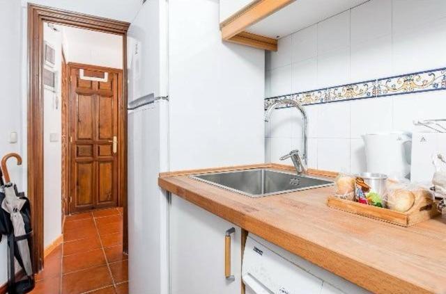 Atico Duplex Con Terraza En Puro Centro, 2 A 8 Pax Apartamento *