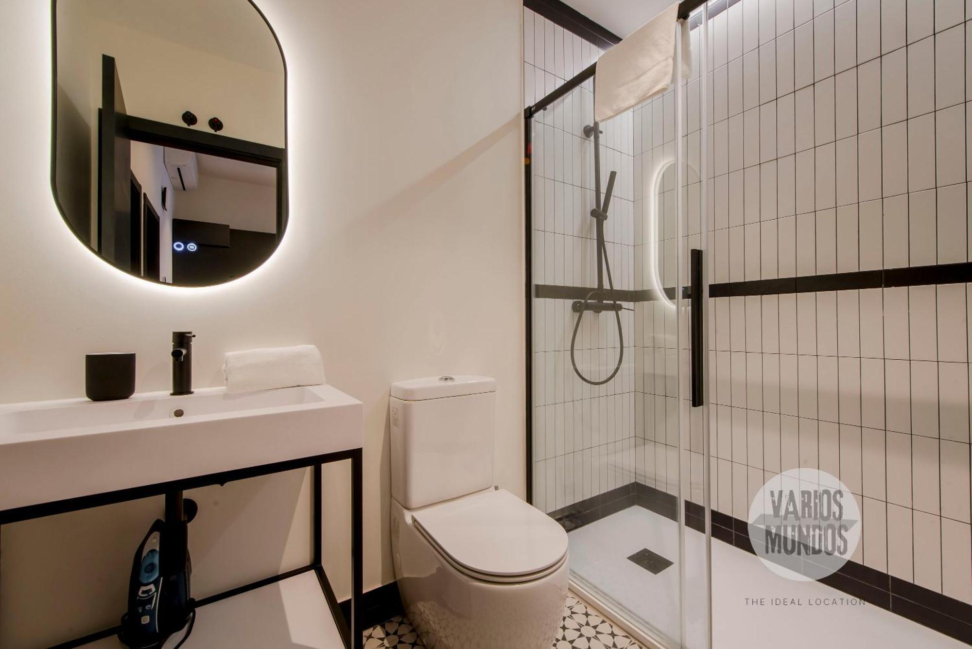Duque De Rivas 1 To 10pax Apartment Madrid