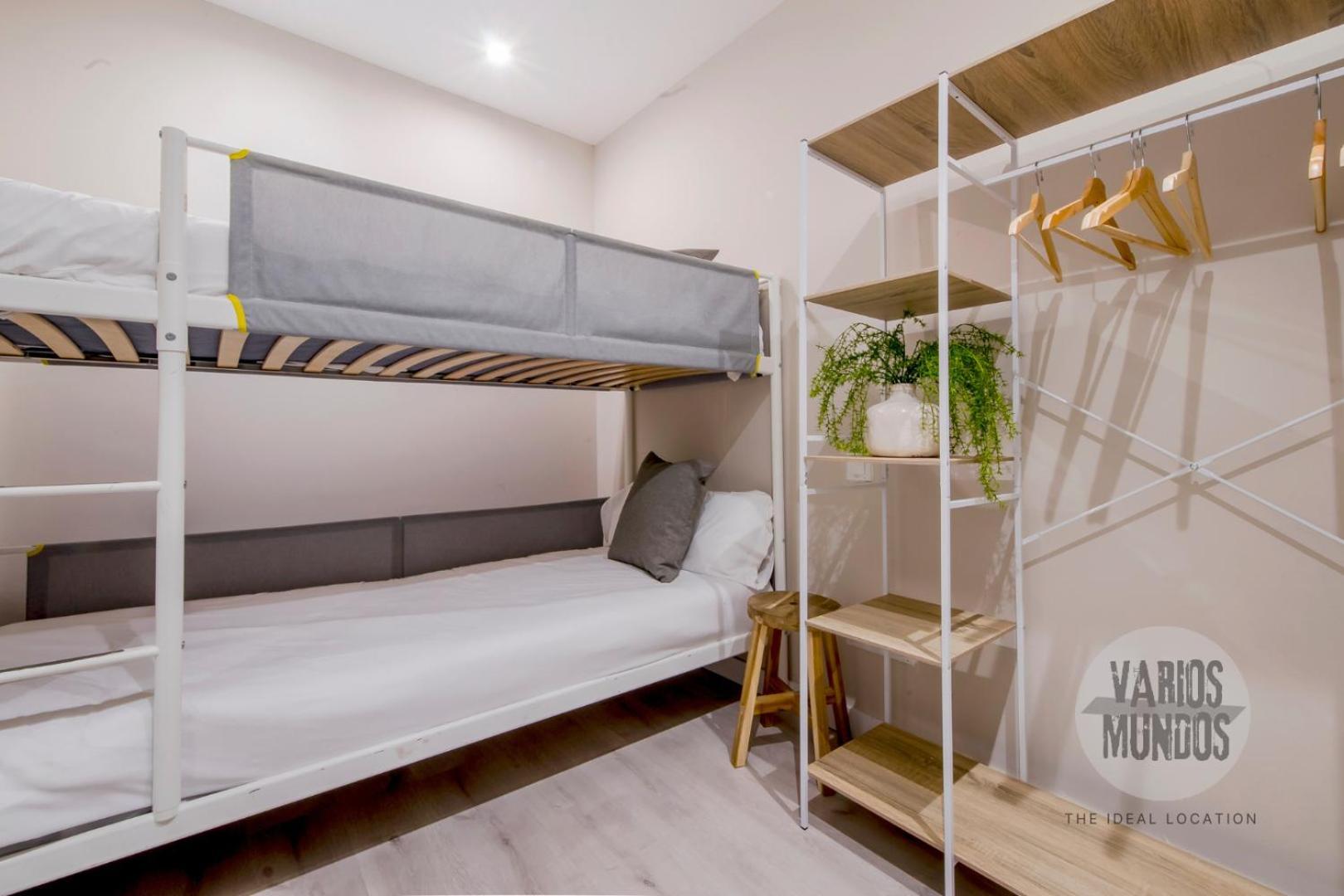Comodidad Y Estilo 9 En Calle De Luciente E2 Apartment