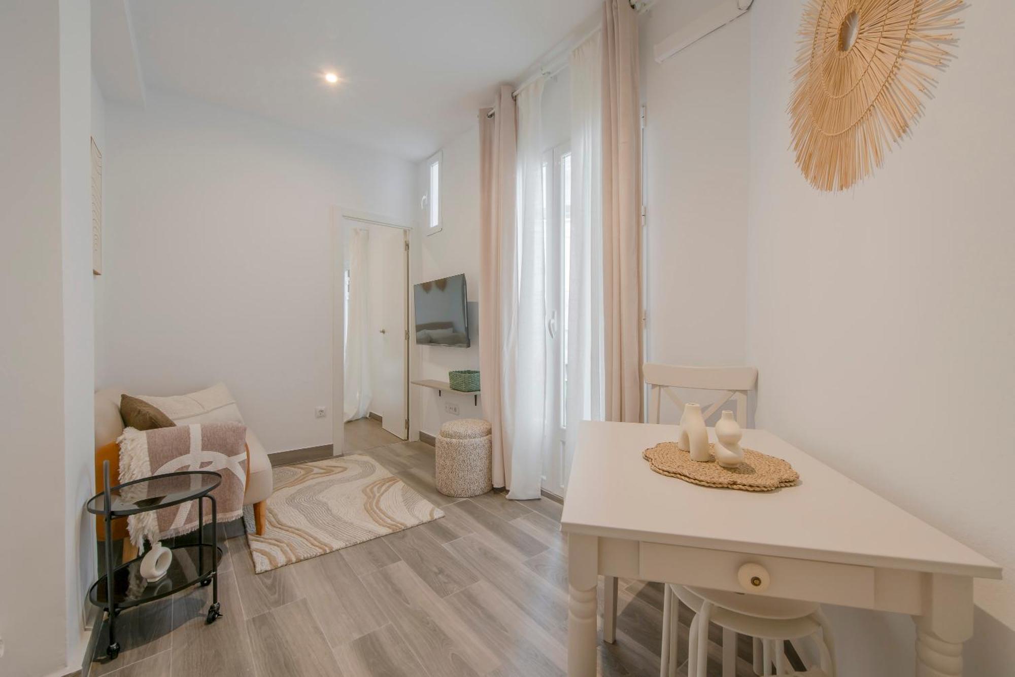 Cute & Cozy In Retiro Apartment