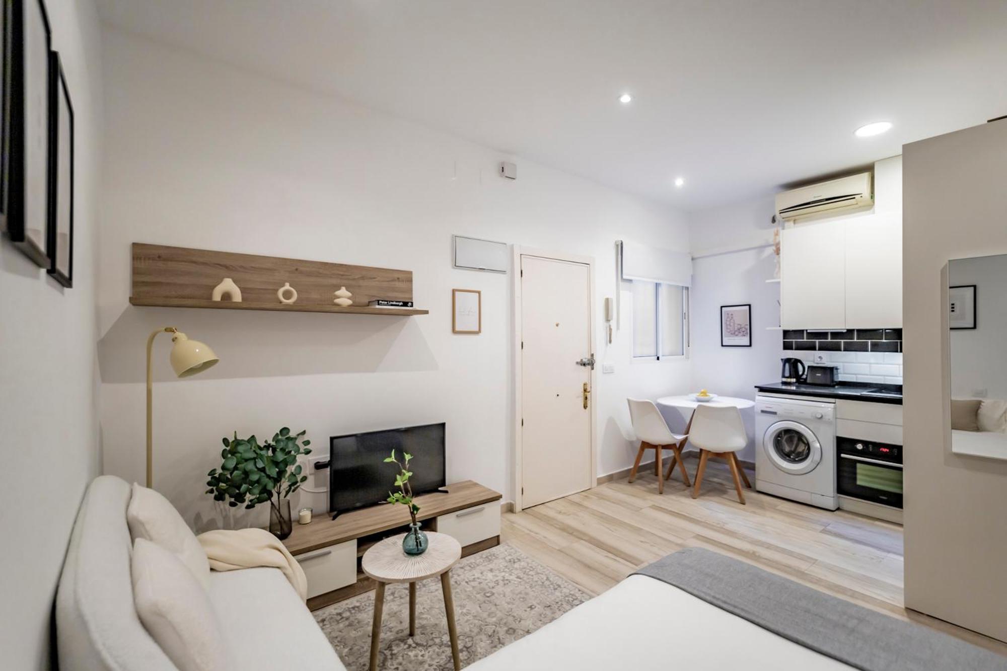 Cozy In Lavapies Apartment