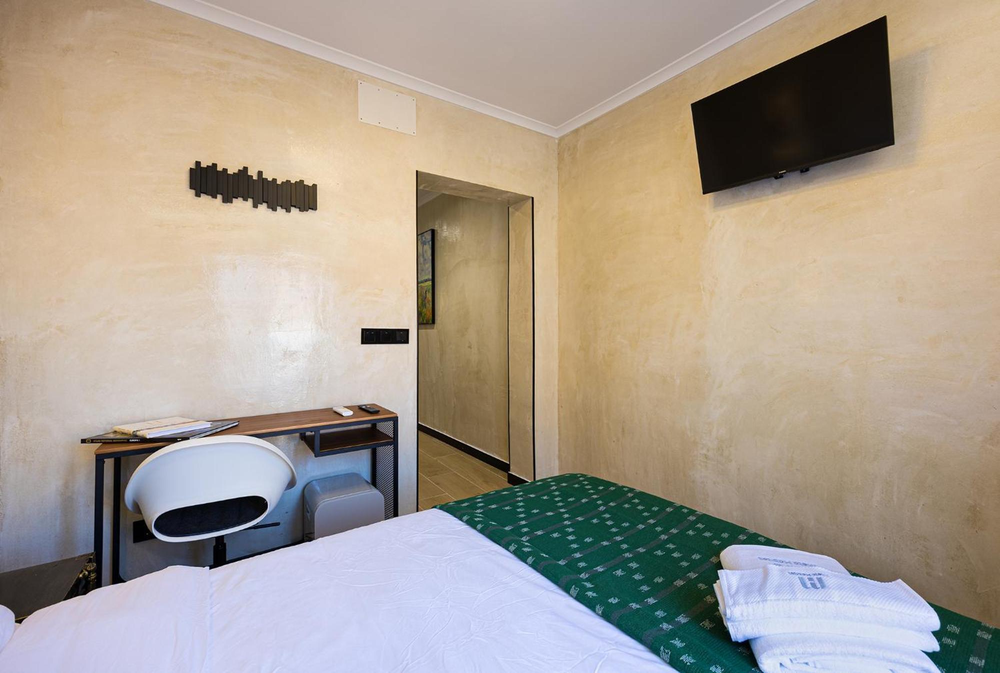 Aparthotel The Raimundo Madrid