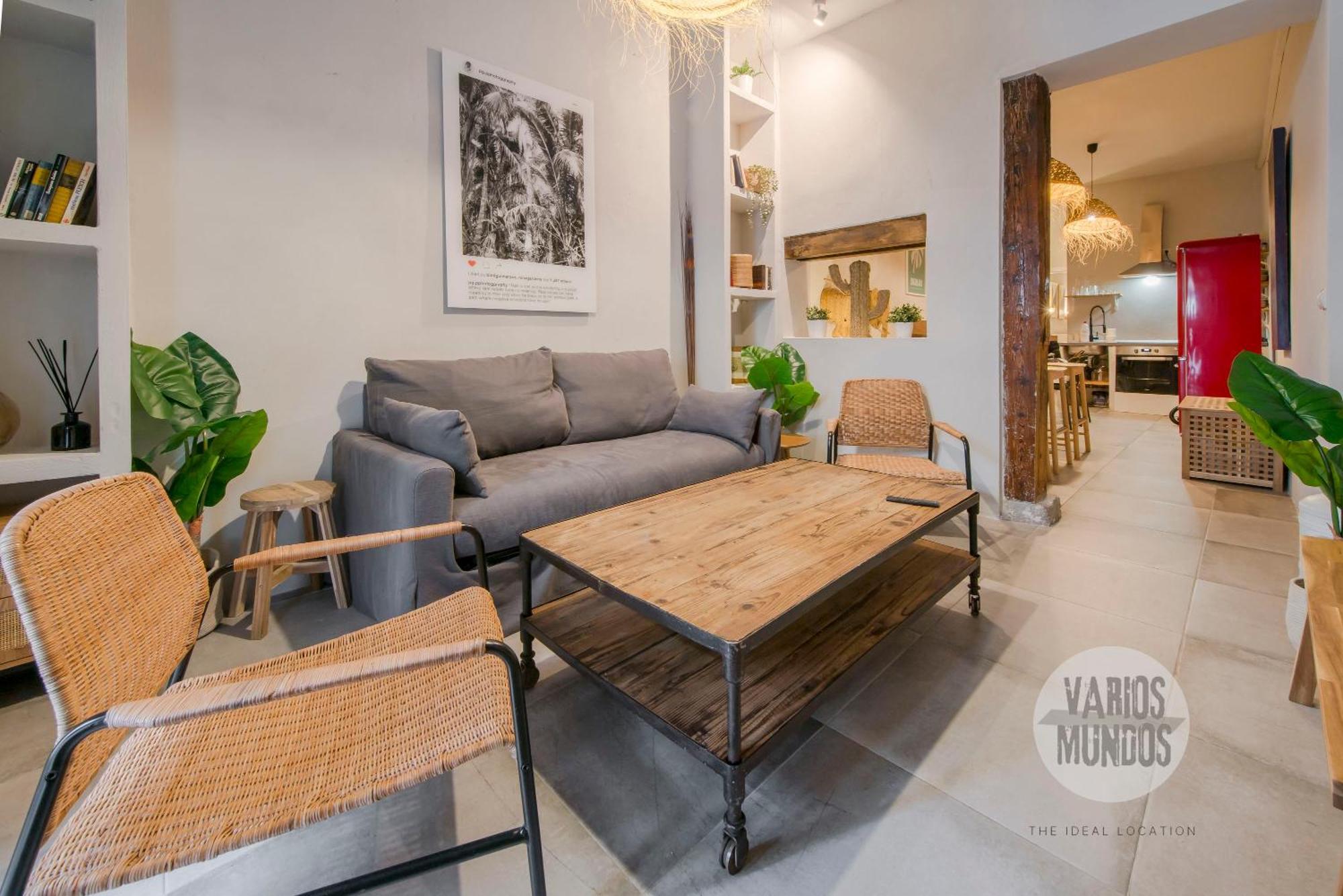 Apartment Rustic Cool Interior Design En Plaza Espana Al Pie De Gran Via *