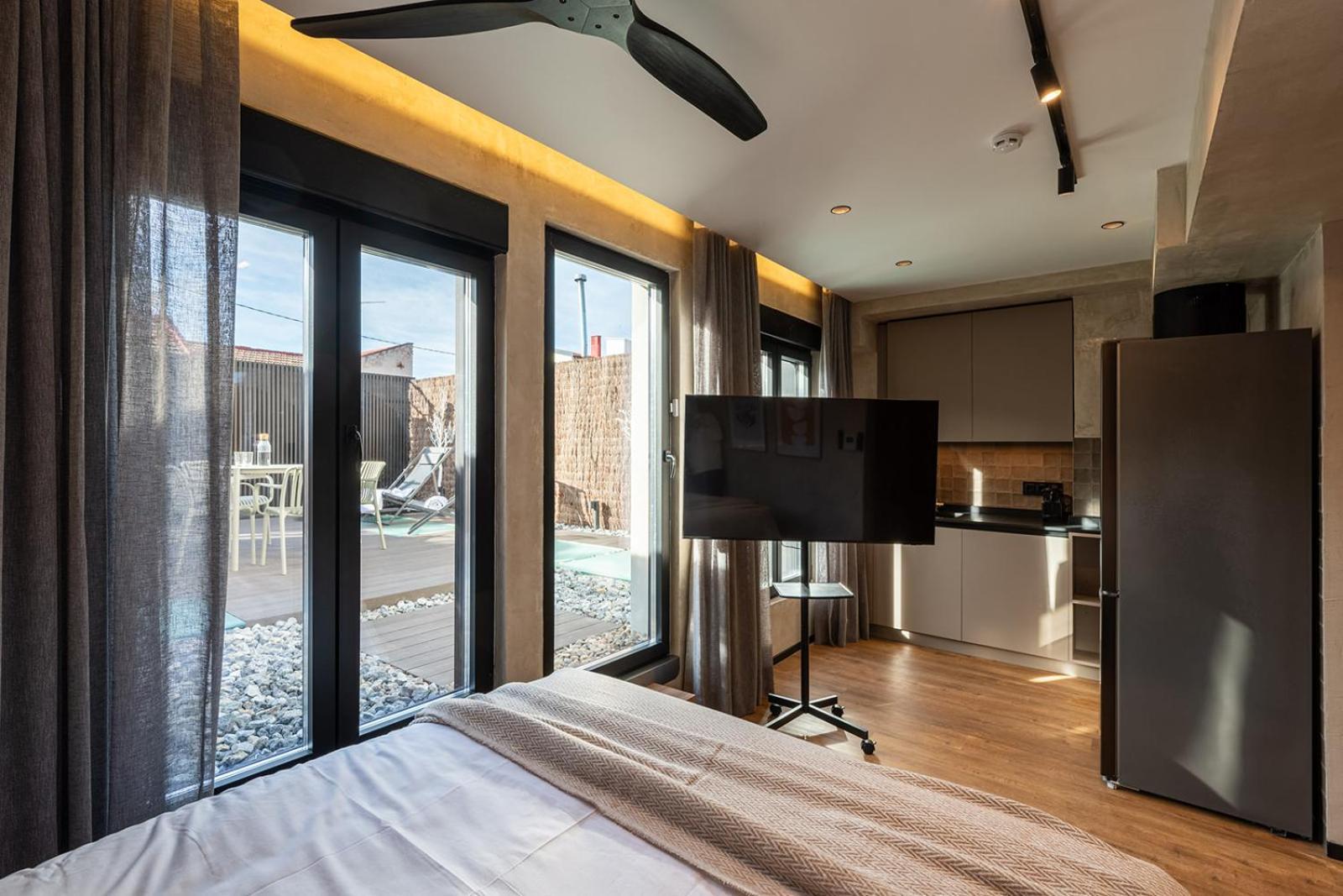 Global Home-ma24