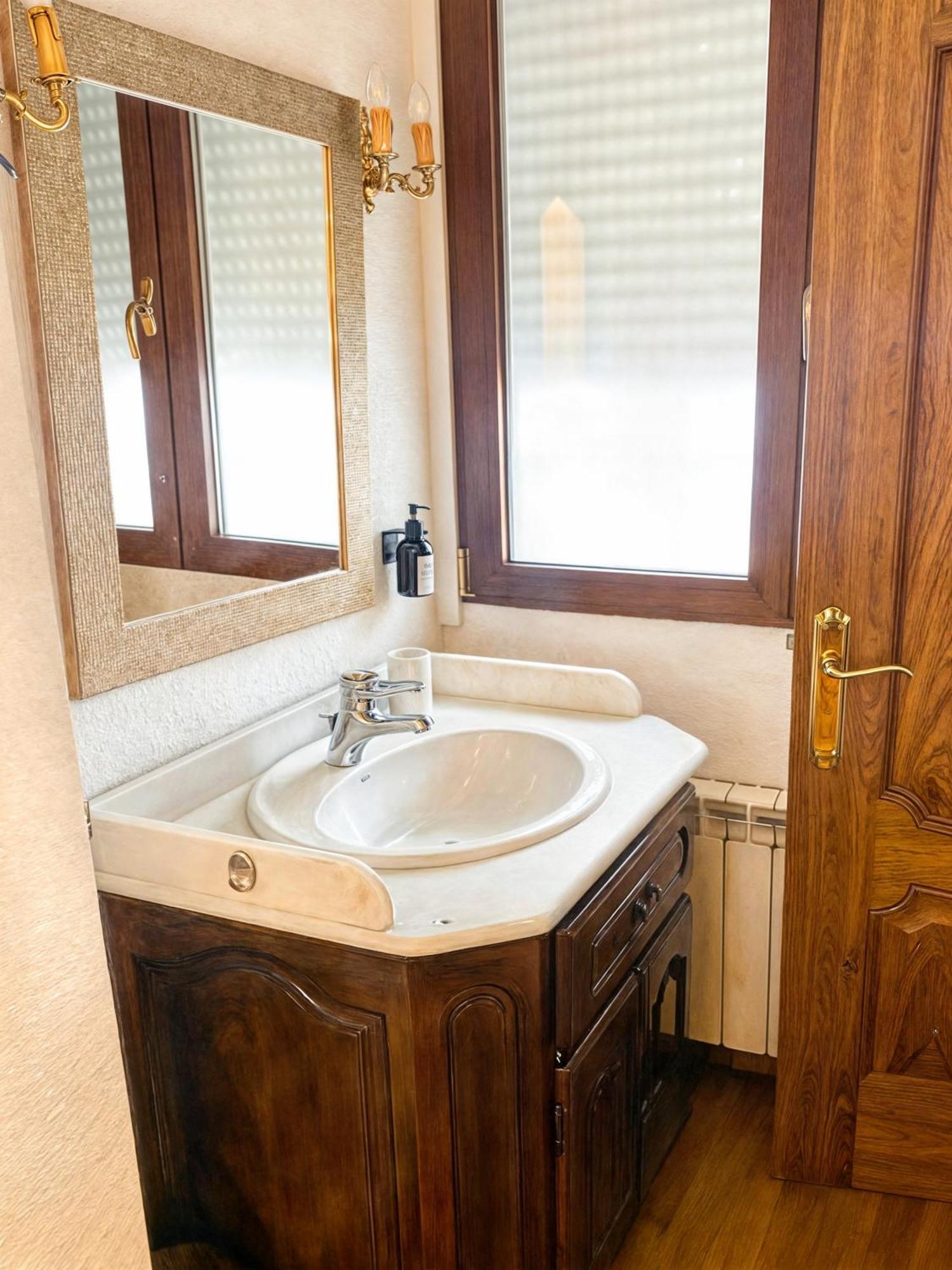 Apartment Moncloa, Comfort In The Heart Of *