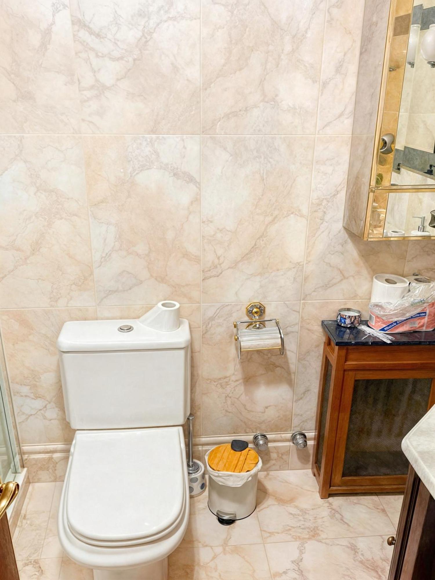 Moncloa, Comfort In The Heart Of Madrid