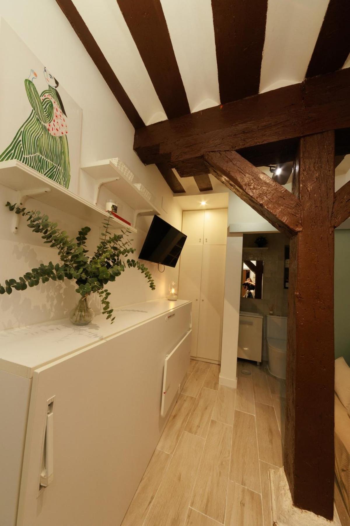 Cozy In Malasana Near Gran Via Apartment