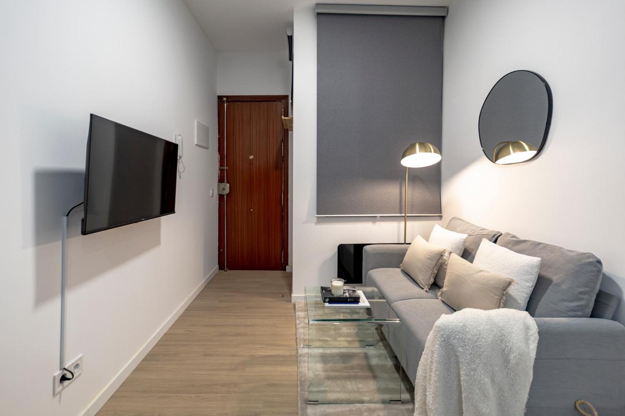 Apartment Cozy In The Center Of *