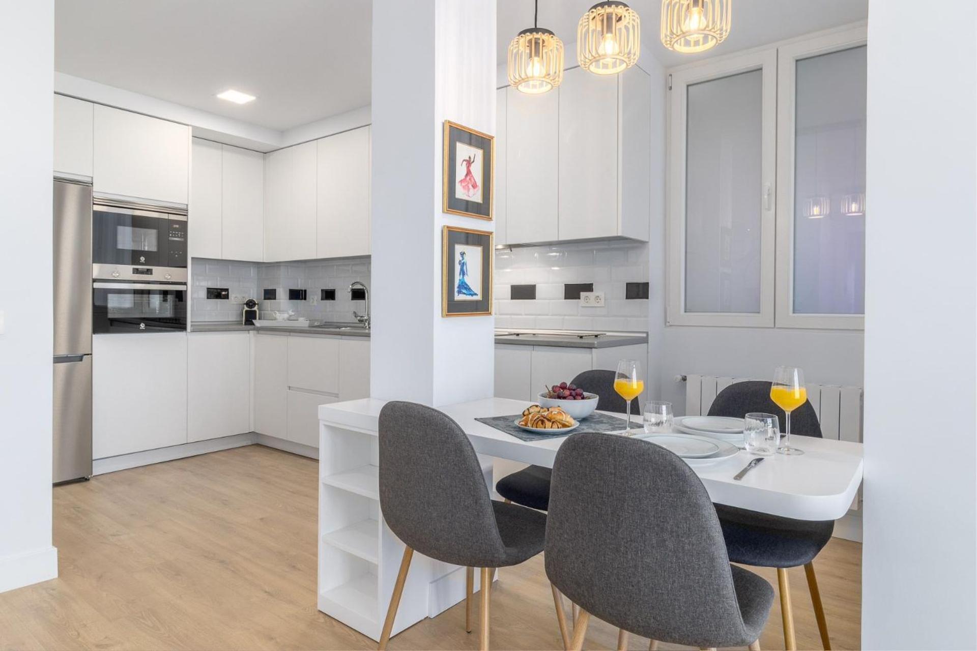 Cercano 4 Torres Chamartin Ii Apartment Madrid