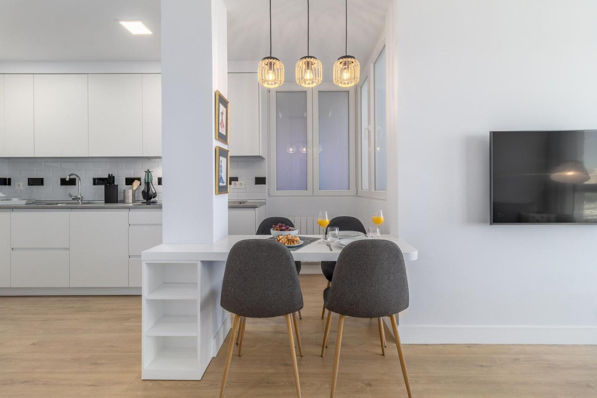 Apartment Cercano 4 Torres Chamartin Ii