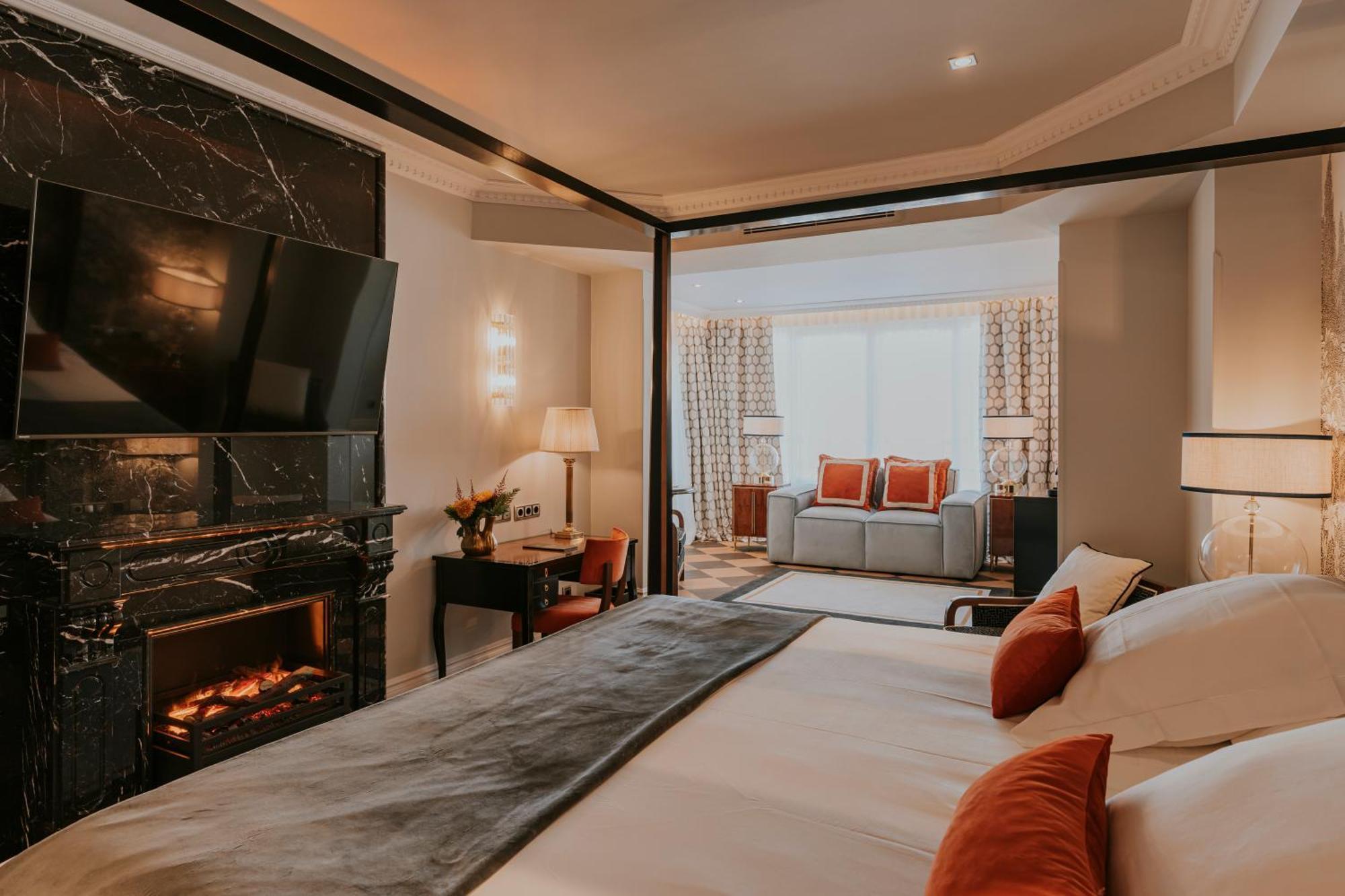 Wellington & Hotel