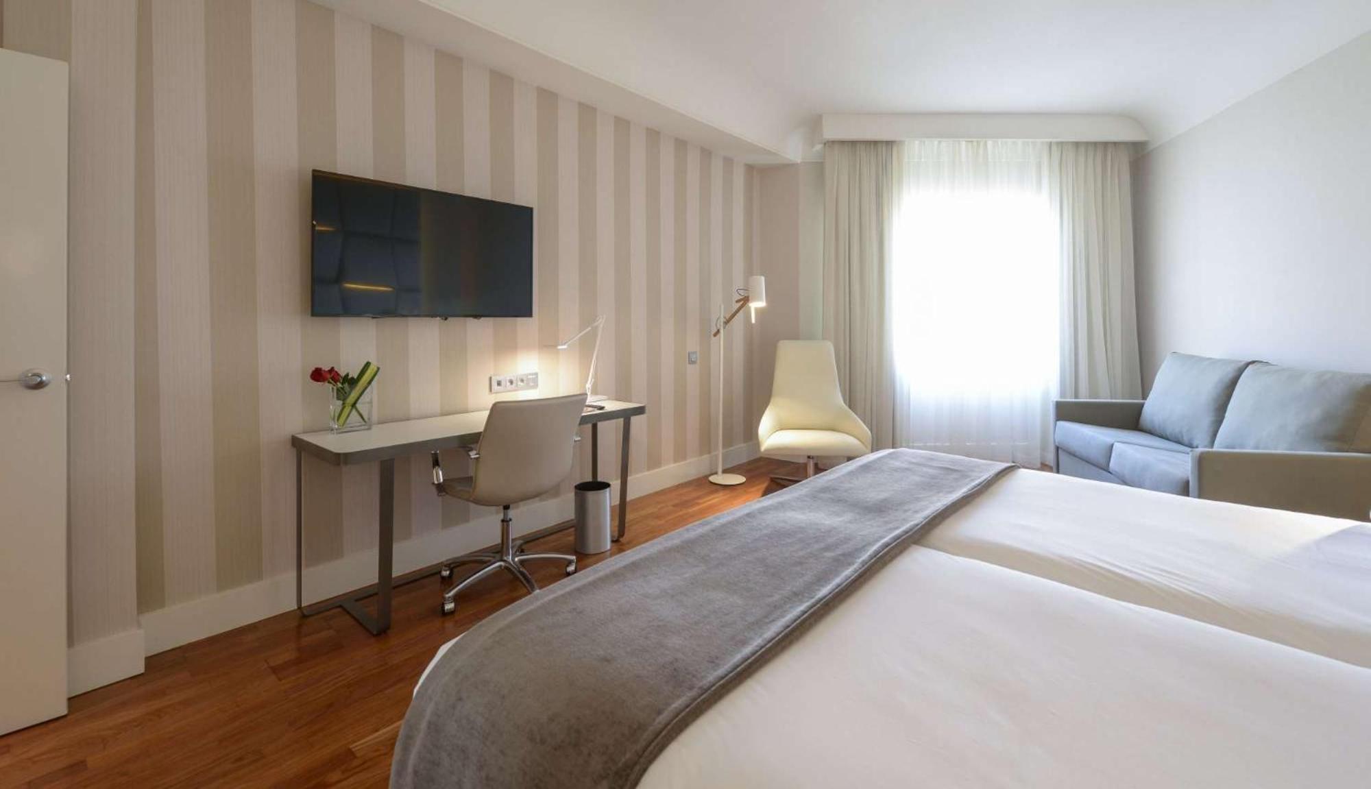 Nh Collection Colon Hotel 4*