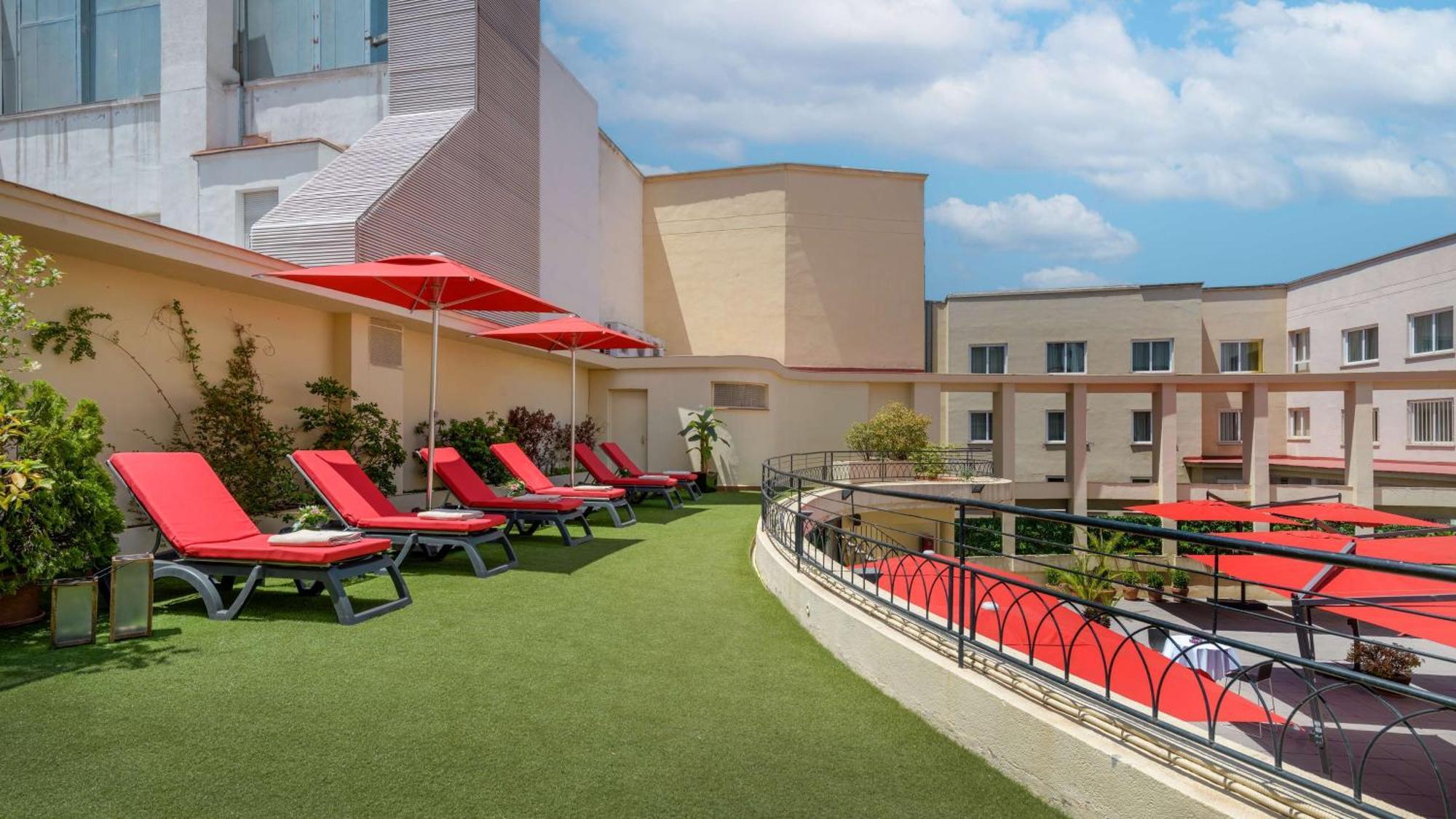 Nh Collection Colon Hotel 4*