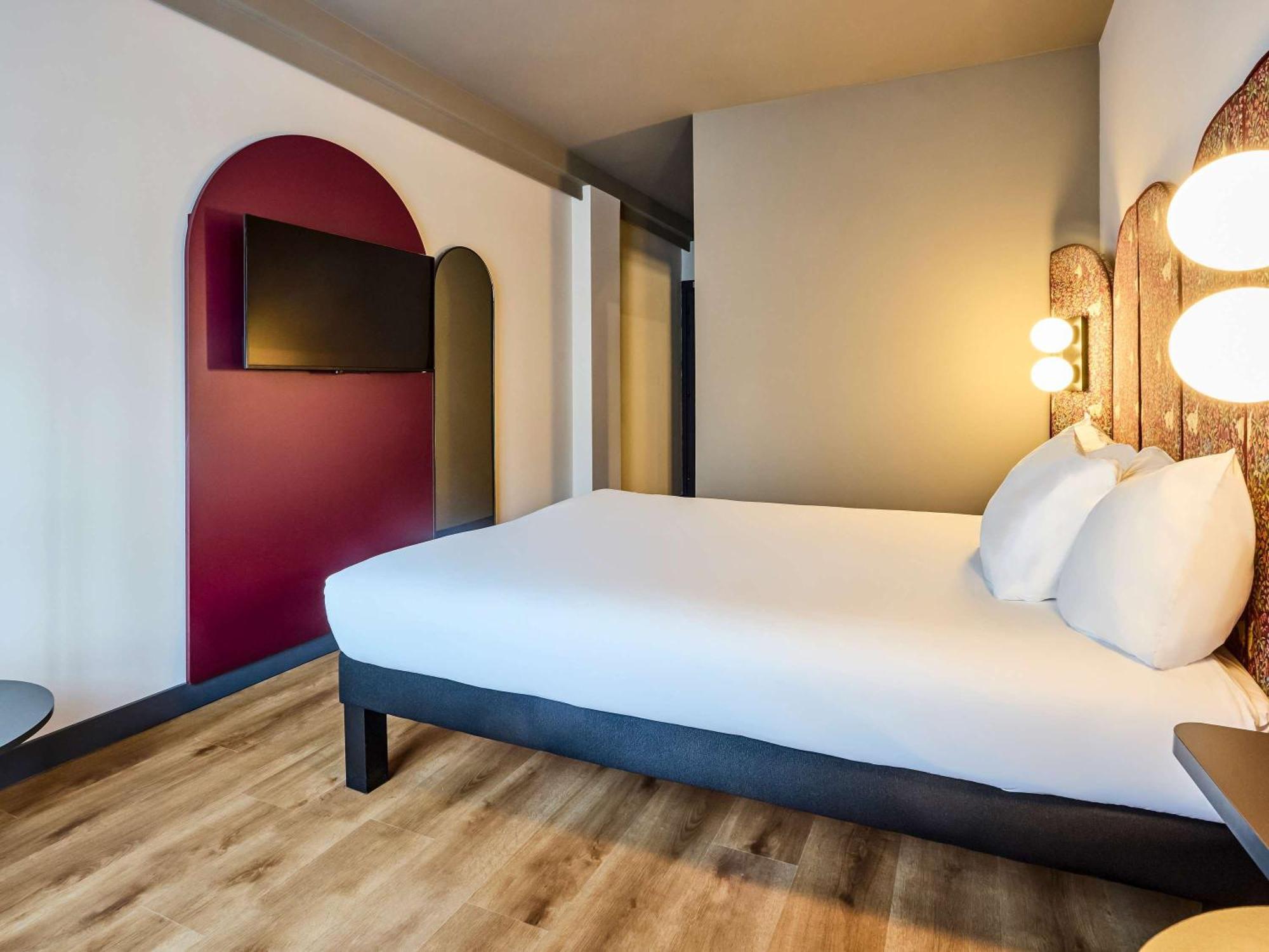 Ibis Styles Centro Maravillas 2*