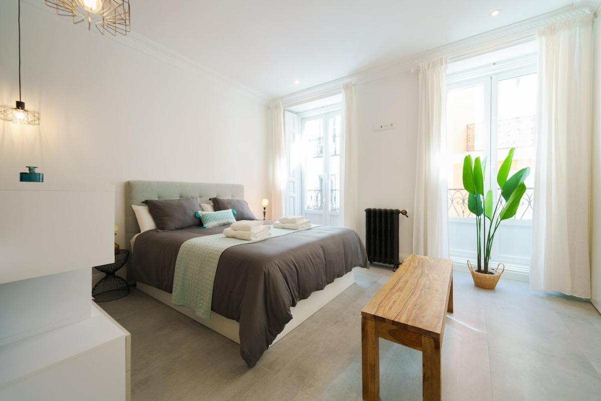 Exclusive Temporary Flat With Balconies Temporal Afi332d Apartment Madrid