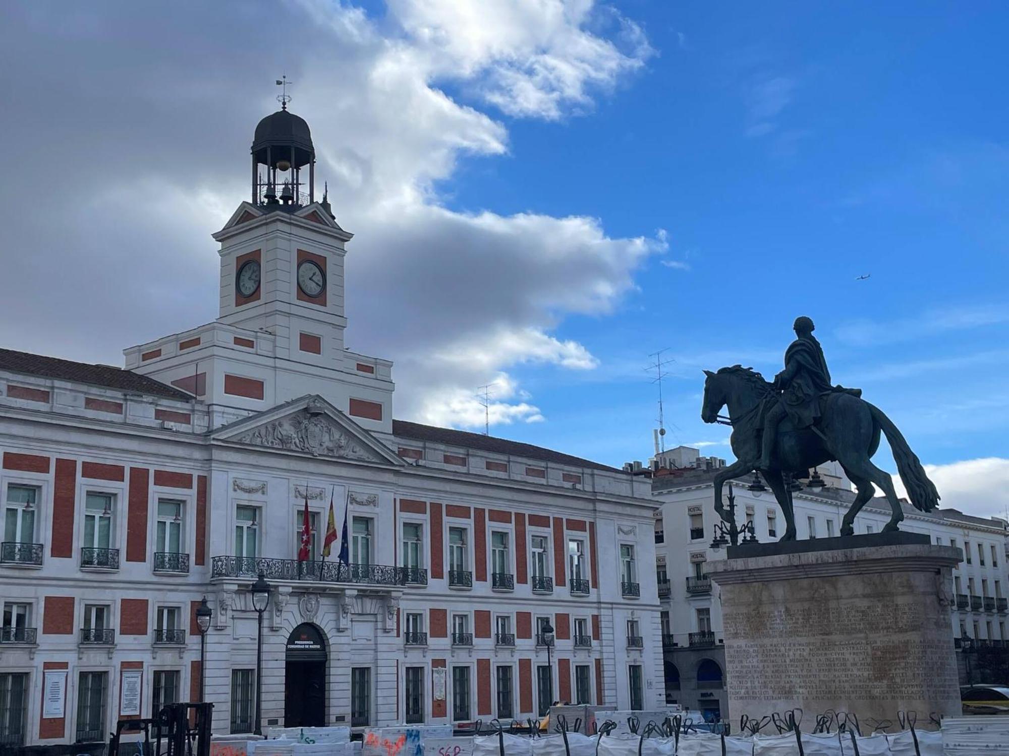 Larga Noviciado Centro *