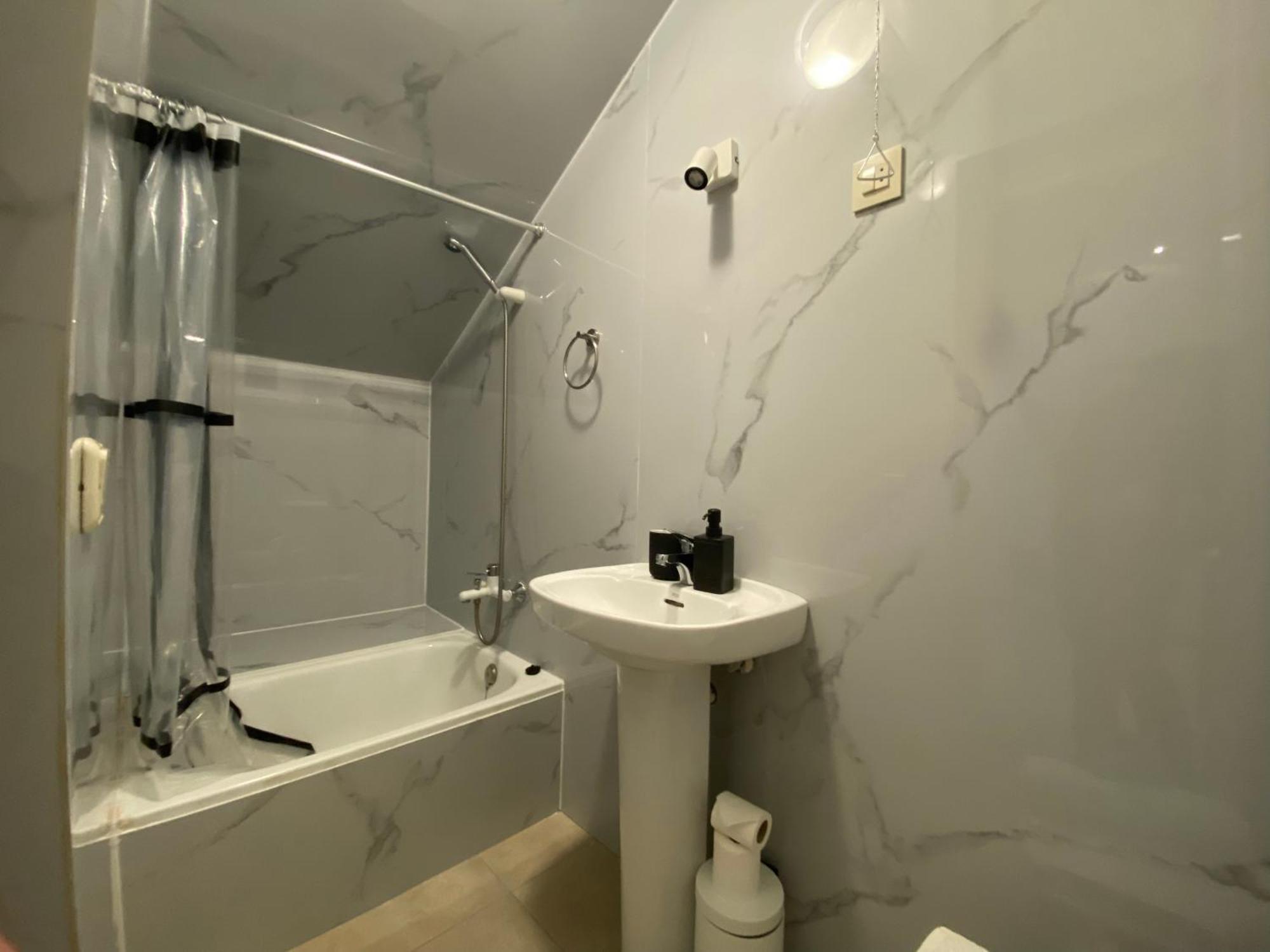 Apartment Coqueto Estudio En Madrid, Centro, 2 Pax, Wifi & Tv *