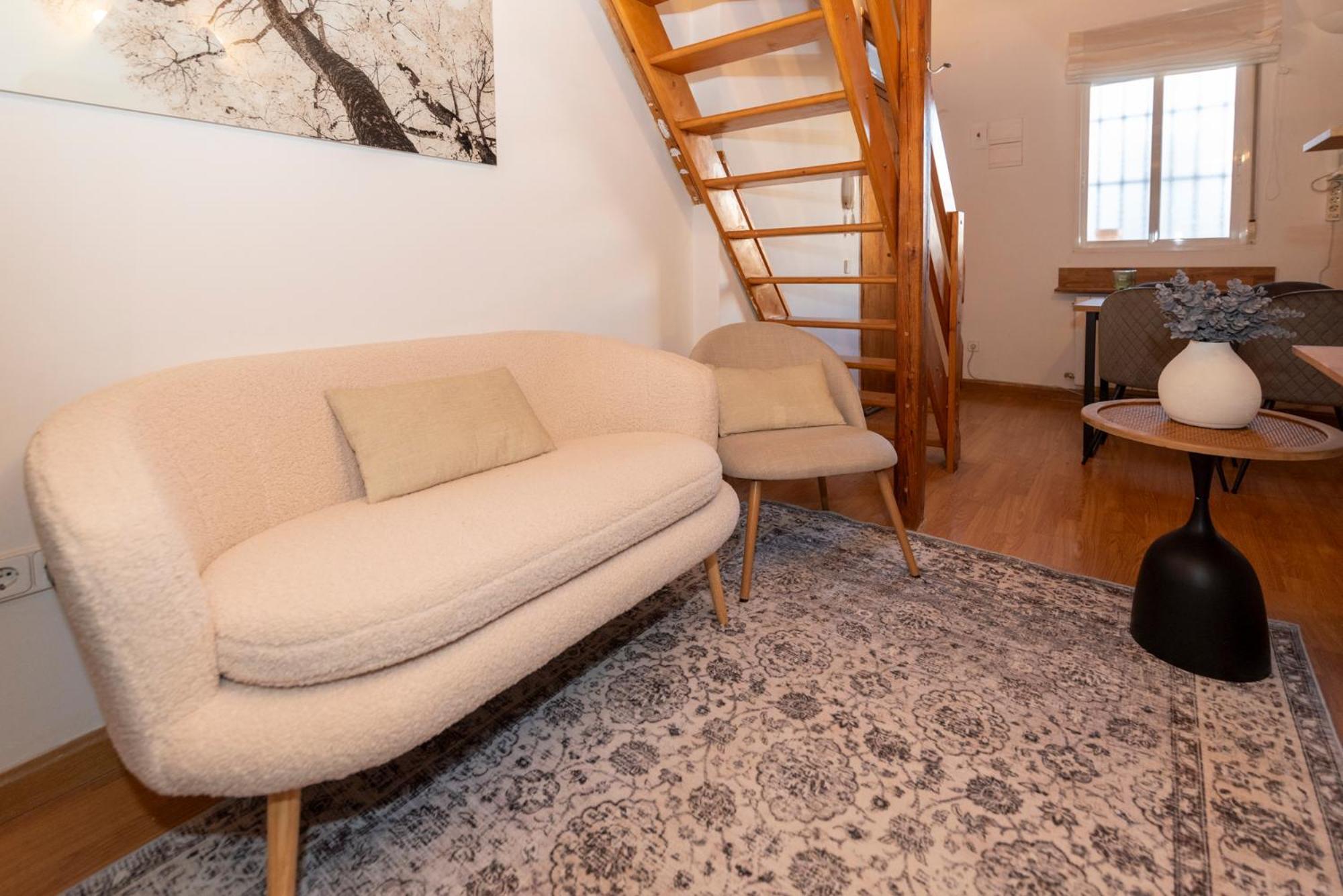 Duplex Tetuan- Alquiler Temporal Apartment Madrid