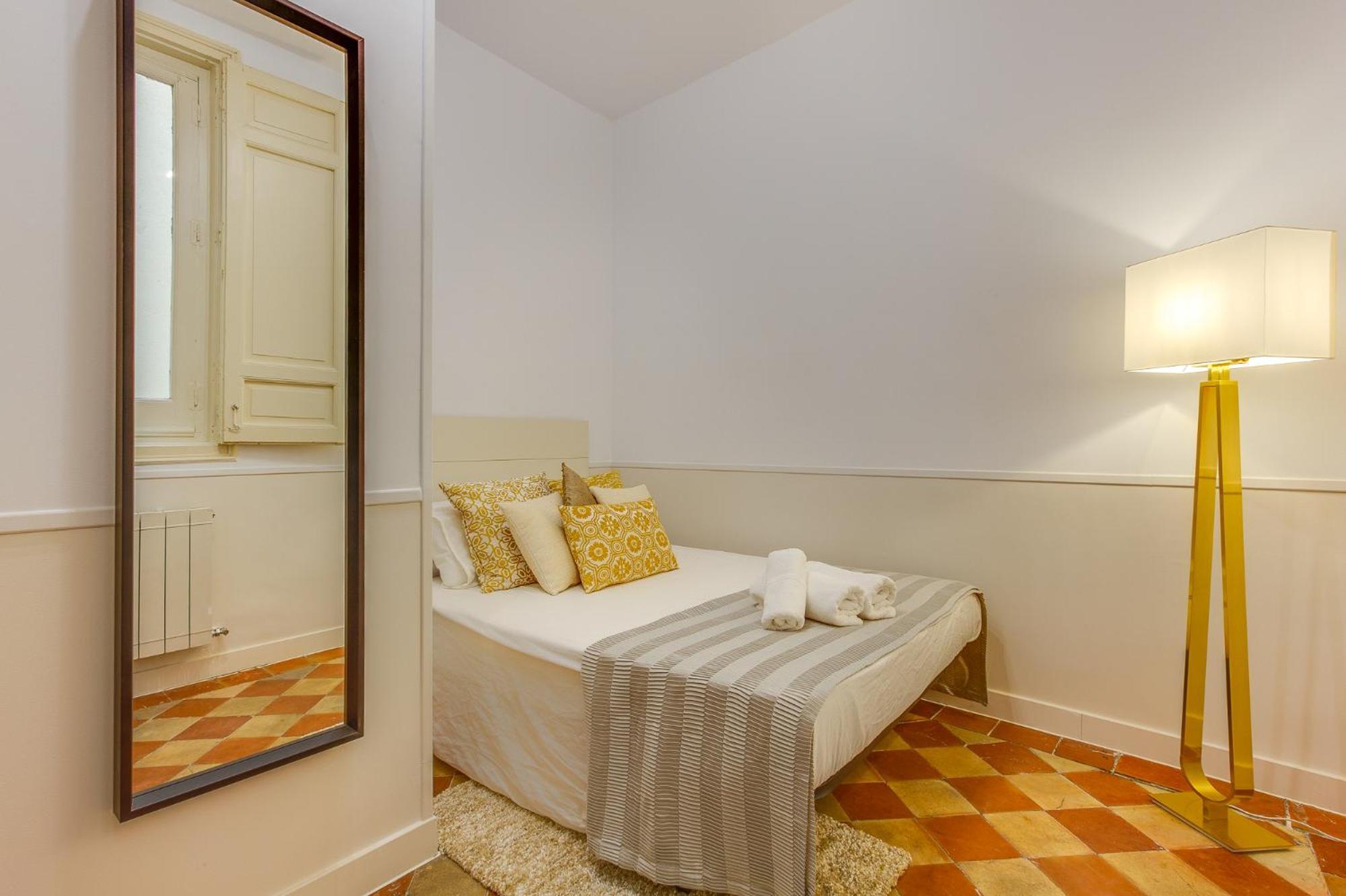 Amplias En El Corazon De - Plaza De Espana Guest house *