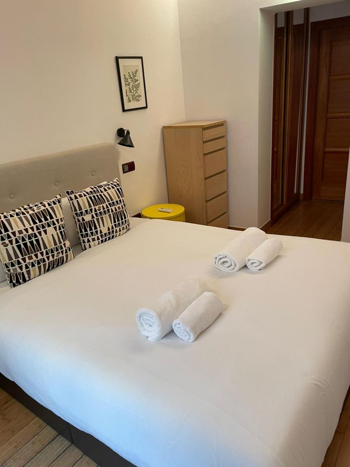 Exyca Homes Malasana Apartment