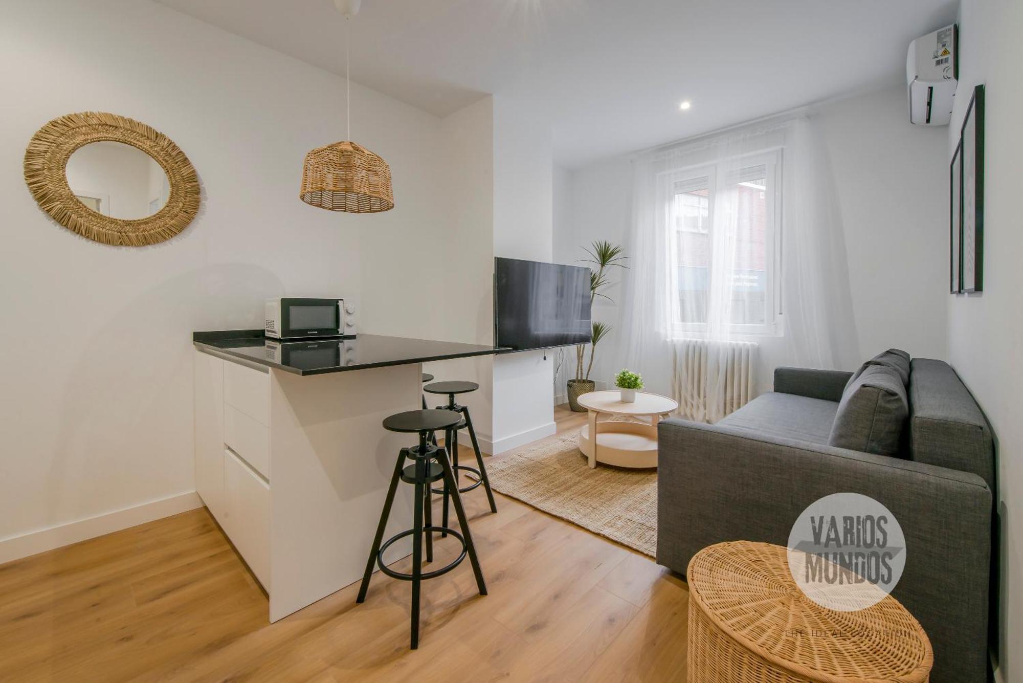 Retiro Con Parking 4, Vive La Latina Apartment