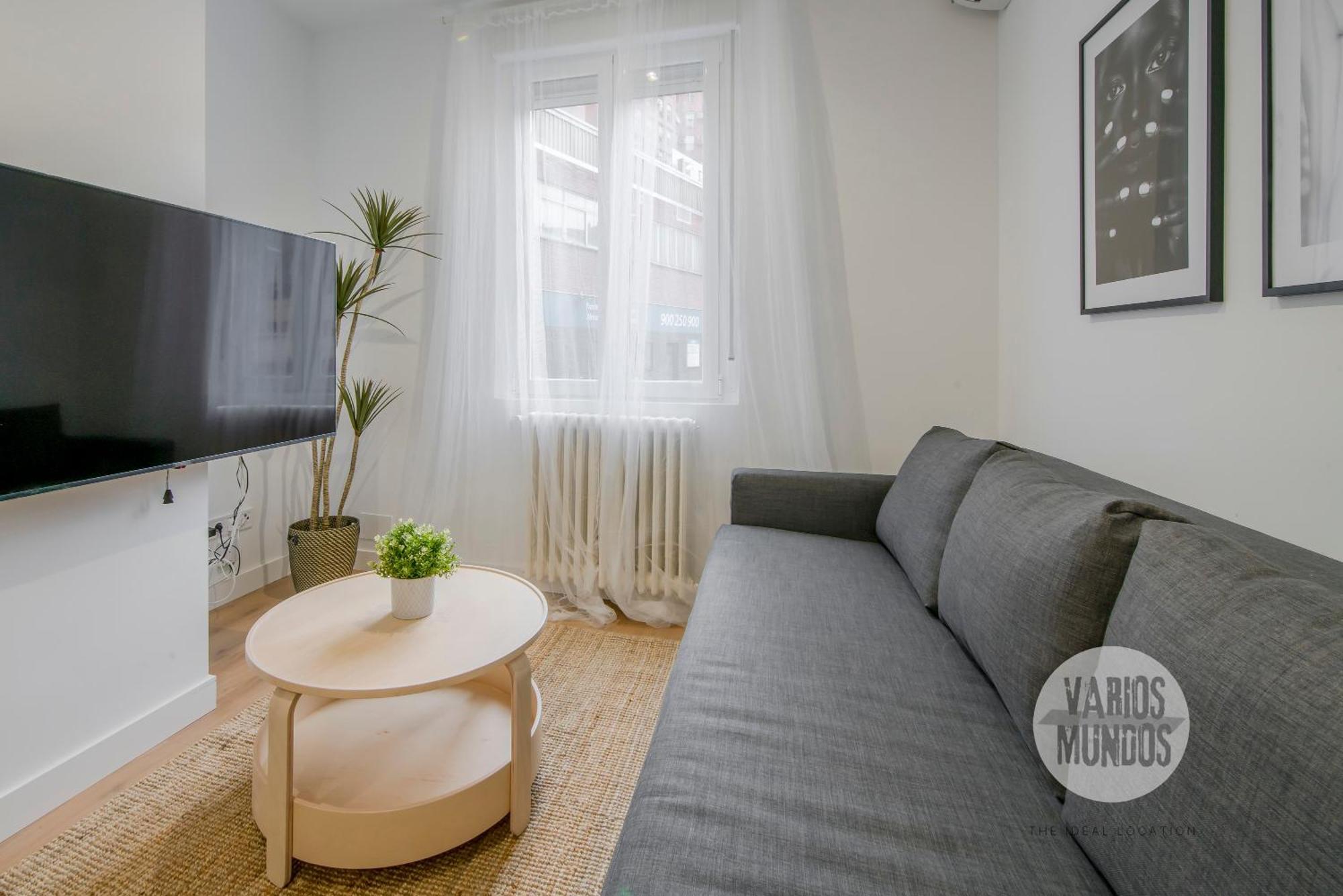 Apartment Retiro Con Parking 4, Vive La Latina