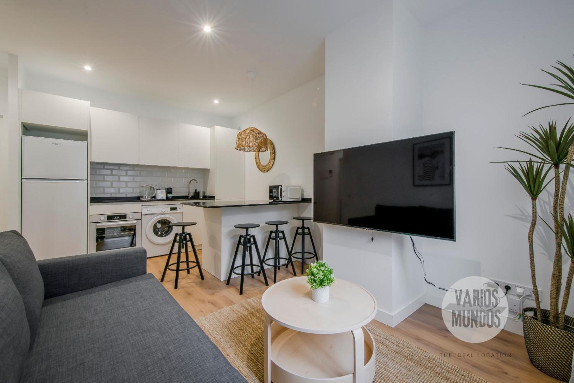 Retiro Con Parking 4, Vive La Latina Apartment *