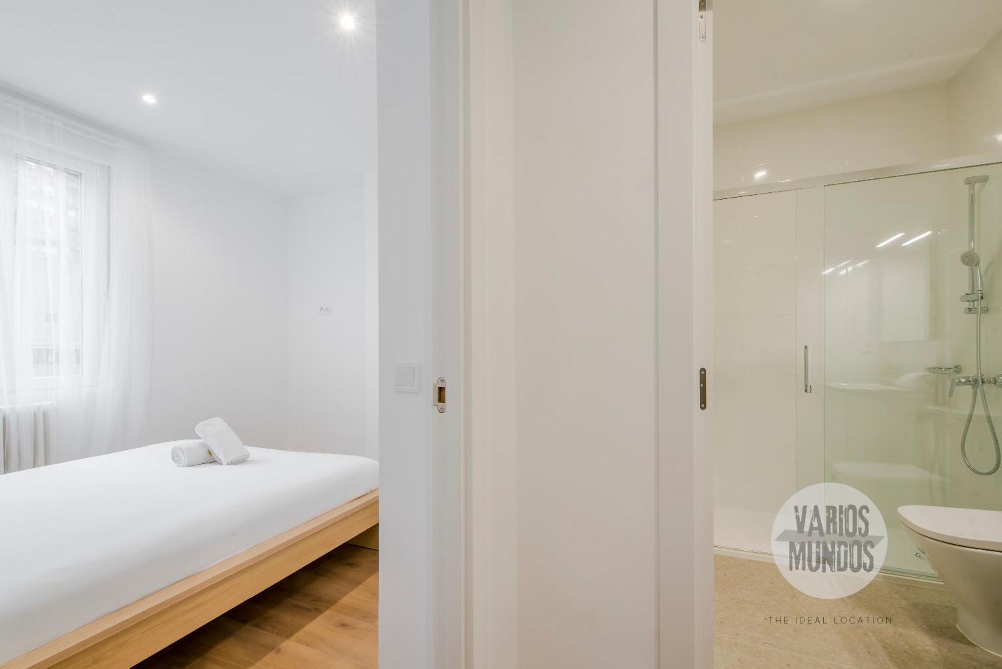 Retiro Con Parking 4, Vive La Latina Apartment *