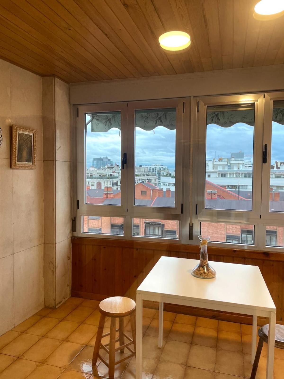 Acomodação com café da manhã  Private Atocha *