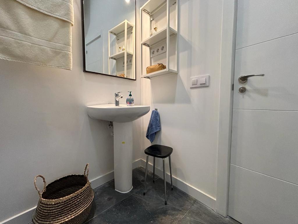 Boulevard Gorbea Apartment