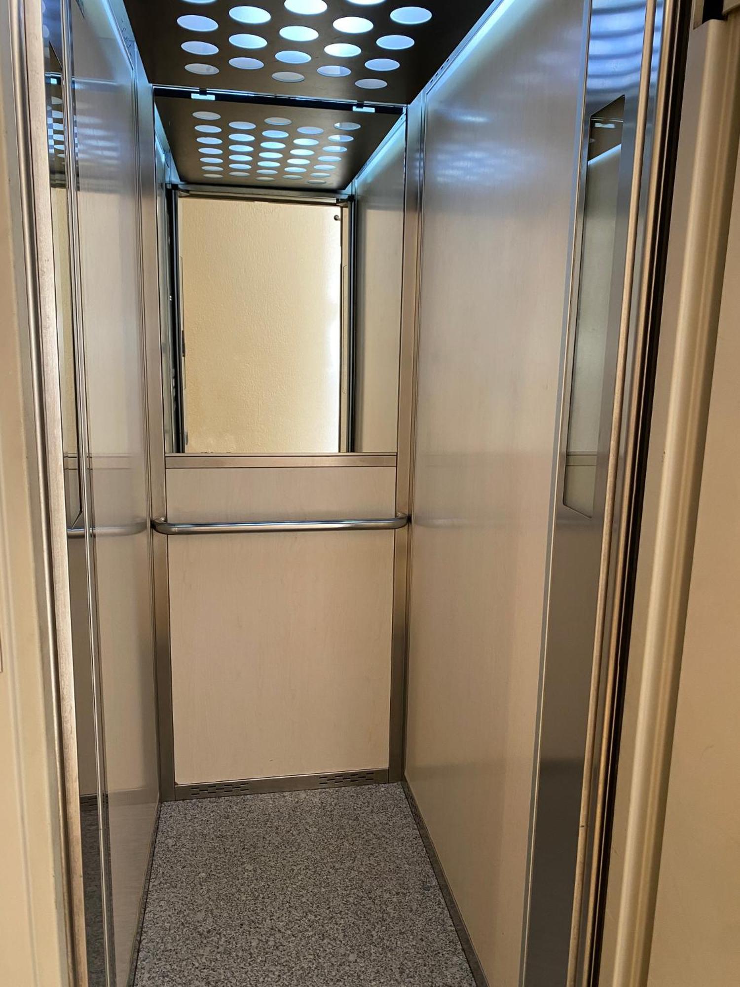 Comoda Doble Cerca De Lugares Emblematicos De Homestay Madrid