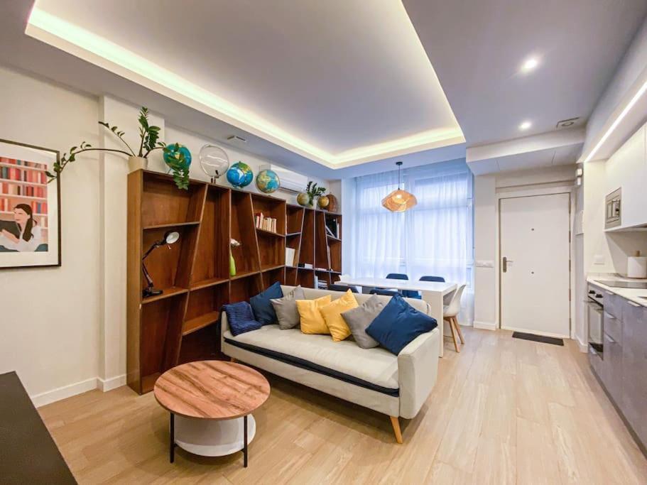 Apartment Oasis Urbano En El Corazon Financiero / Castellana