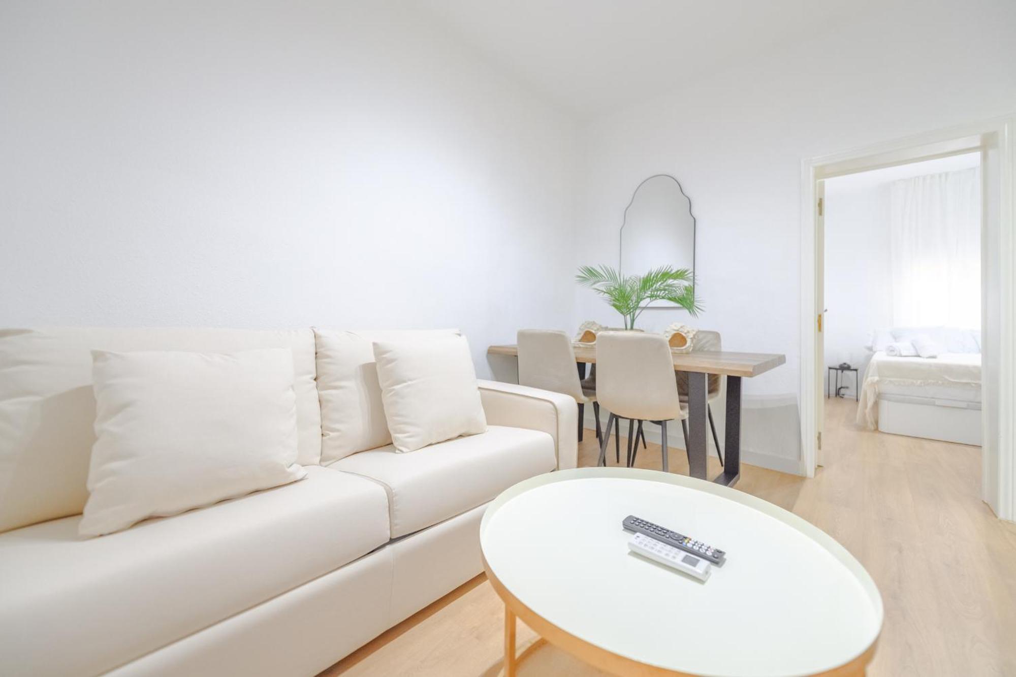 Apartment For Bonito Y Coqueto Temporal En Vallecas Cau231d *