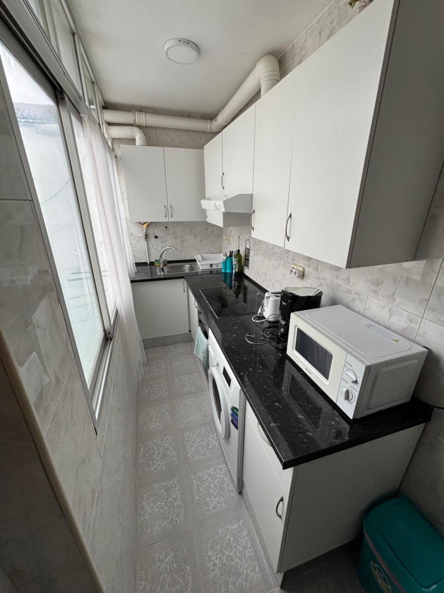 Apartment Ifema, Dehesa De La Villa, Plaza Castilla, Ciudad Universitaria, Hospitales La Paz, Cuatro Caminos