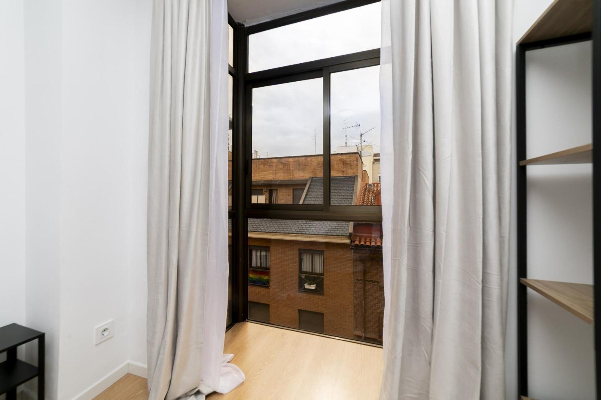 Luxury Iv - Ferga * Madrid
