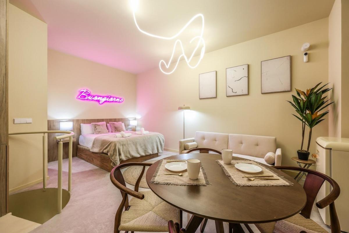 Apartment Enjoy Your In The Center Of *