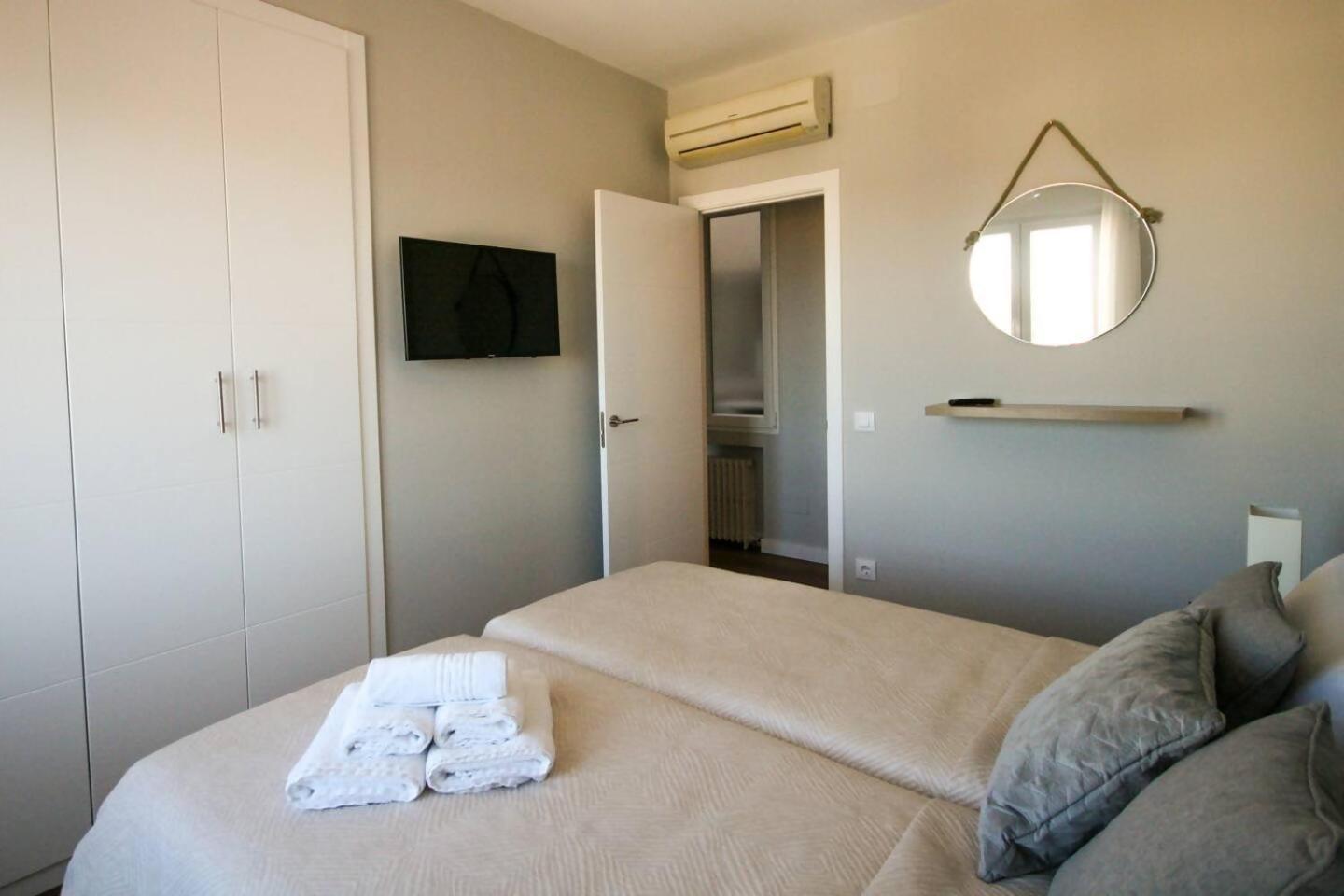 Apartamento Con Terraza Al Palacio Real Madri