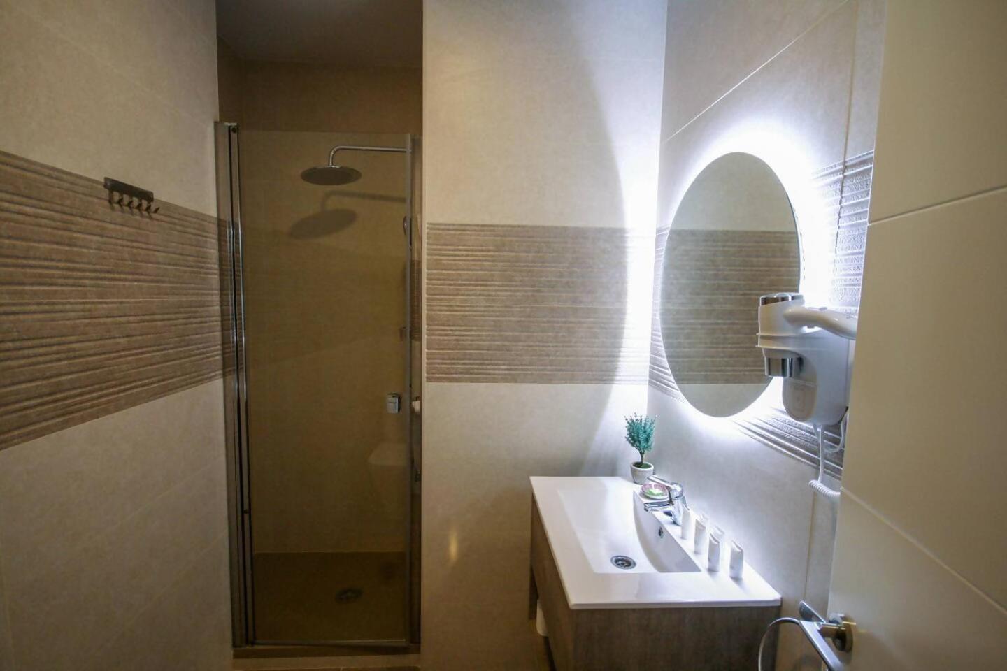 Apartamento Con Terraza Al Palacio Real