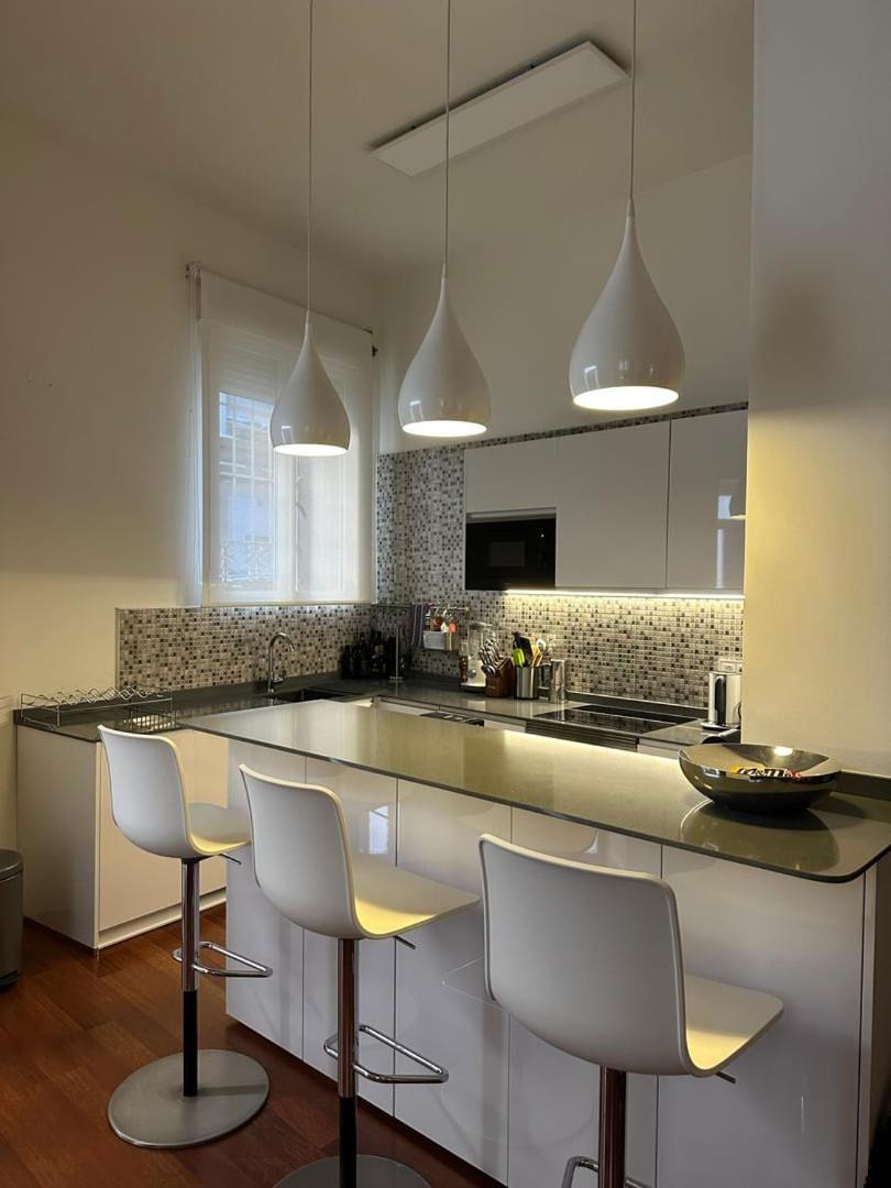 Apartment Encanto Y Elegancia En El Corazon De | By Airnest